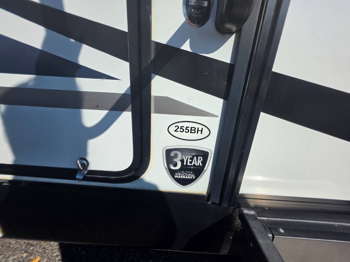 A photo of this 2022 Heartland Sundance Ultra Lite Series 255BH