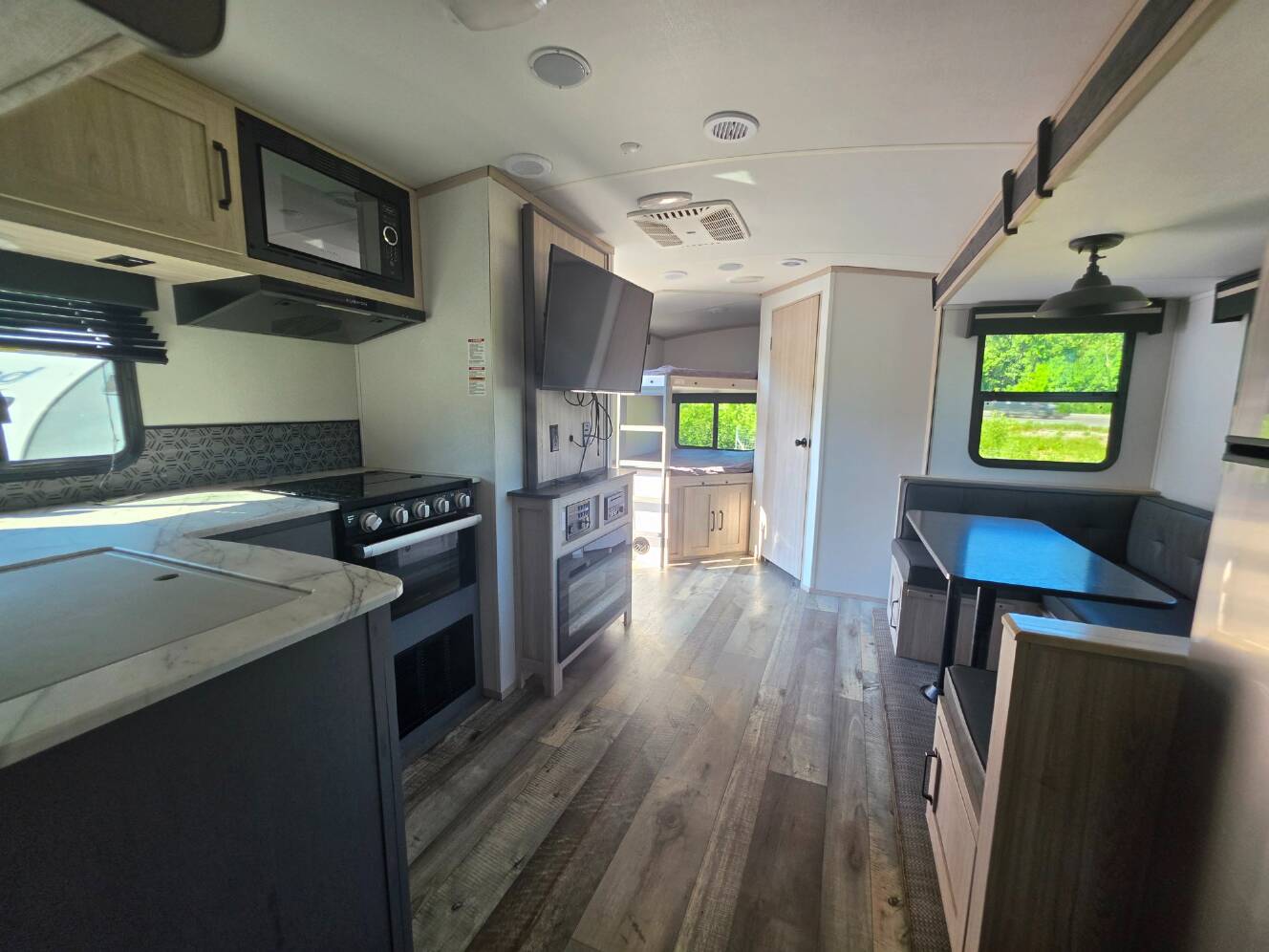 A photo of this 2022 Heartland Sundance Ultra Lite Series 255BH