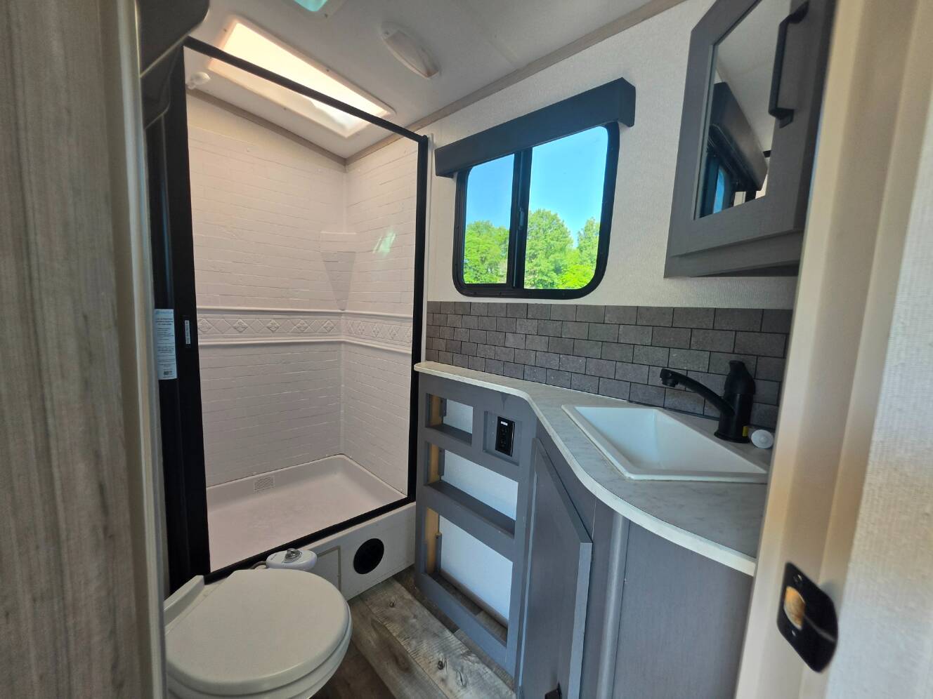 A photo of this 2022 Heartland Sundance Ultra Lite Series 255BH