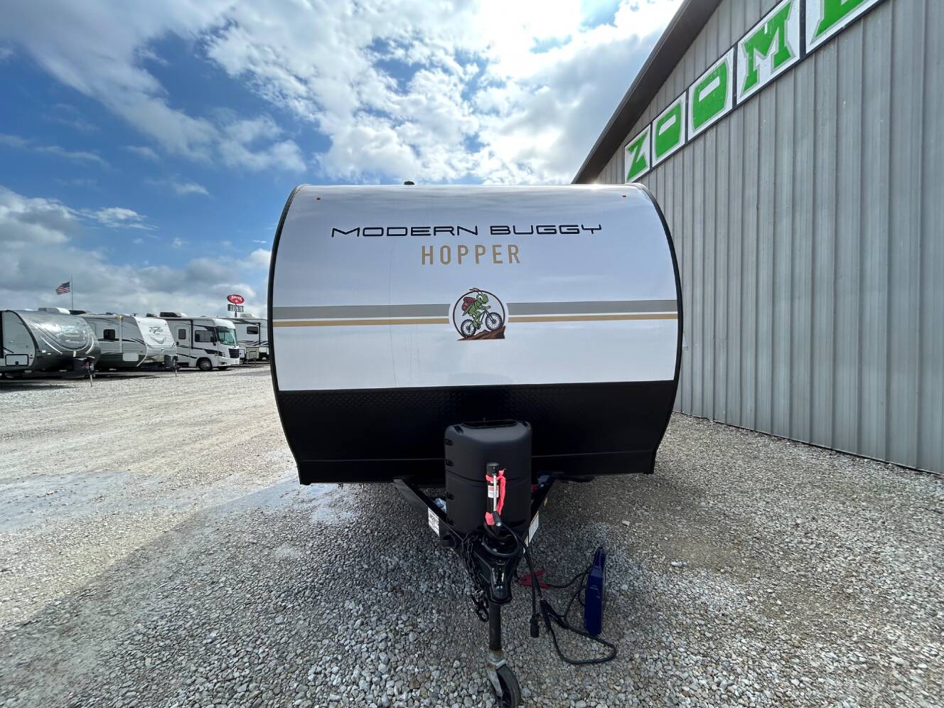 A photo of this 2026 Modern Buggy Hopper HOP2