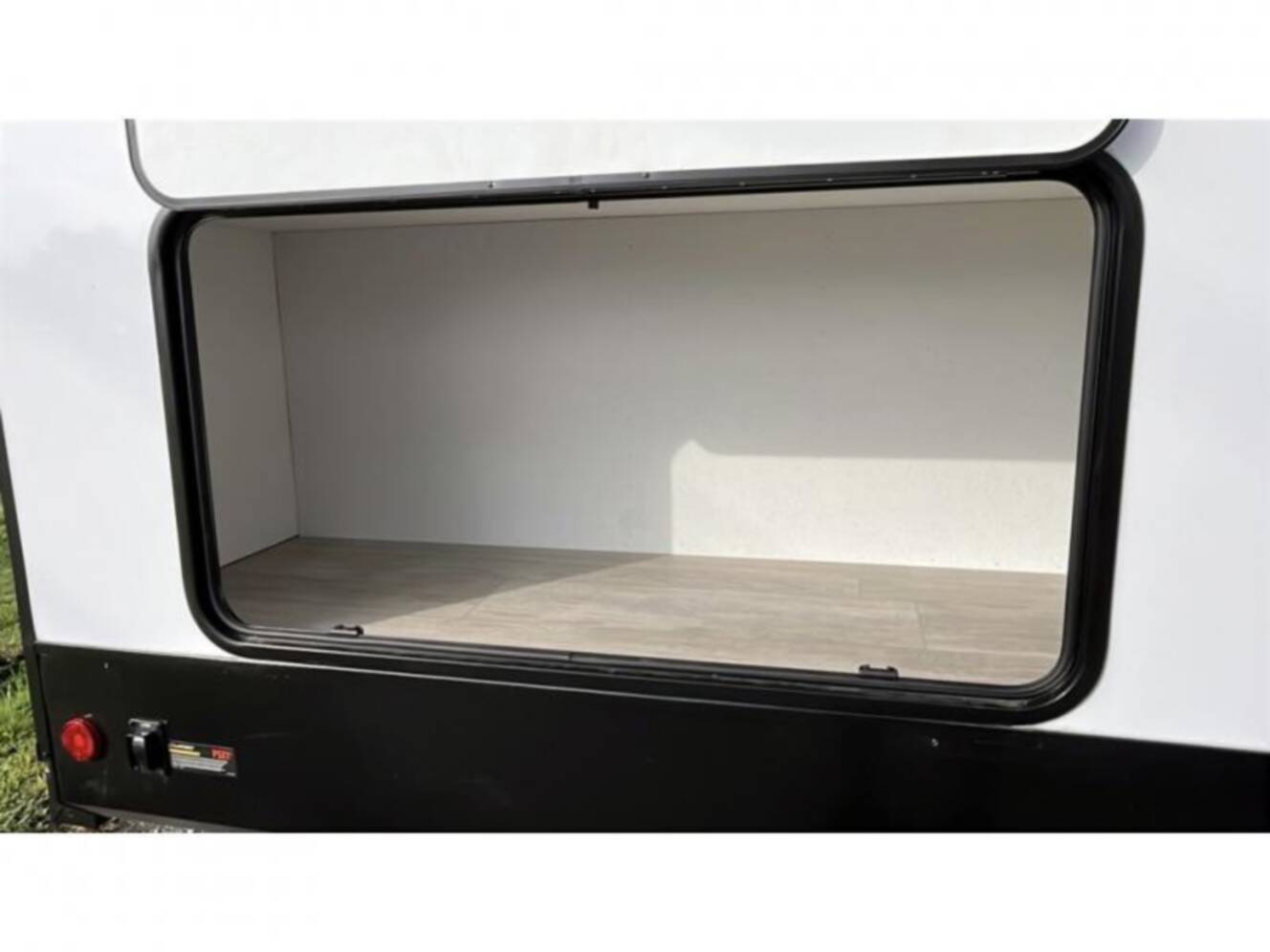 A photo of this 2026 Palomino SolAire 3200TSBH