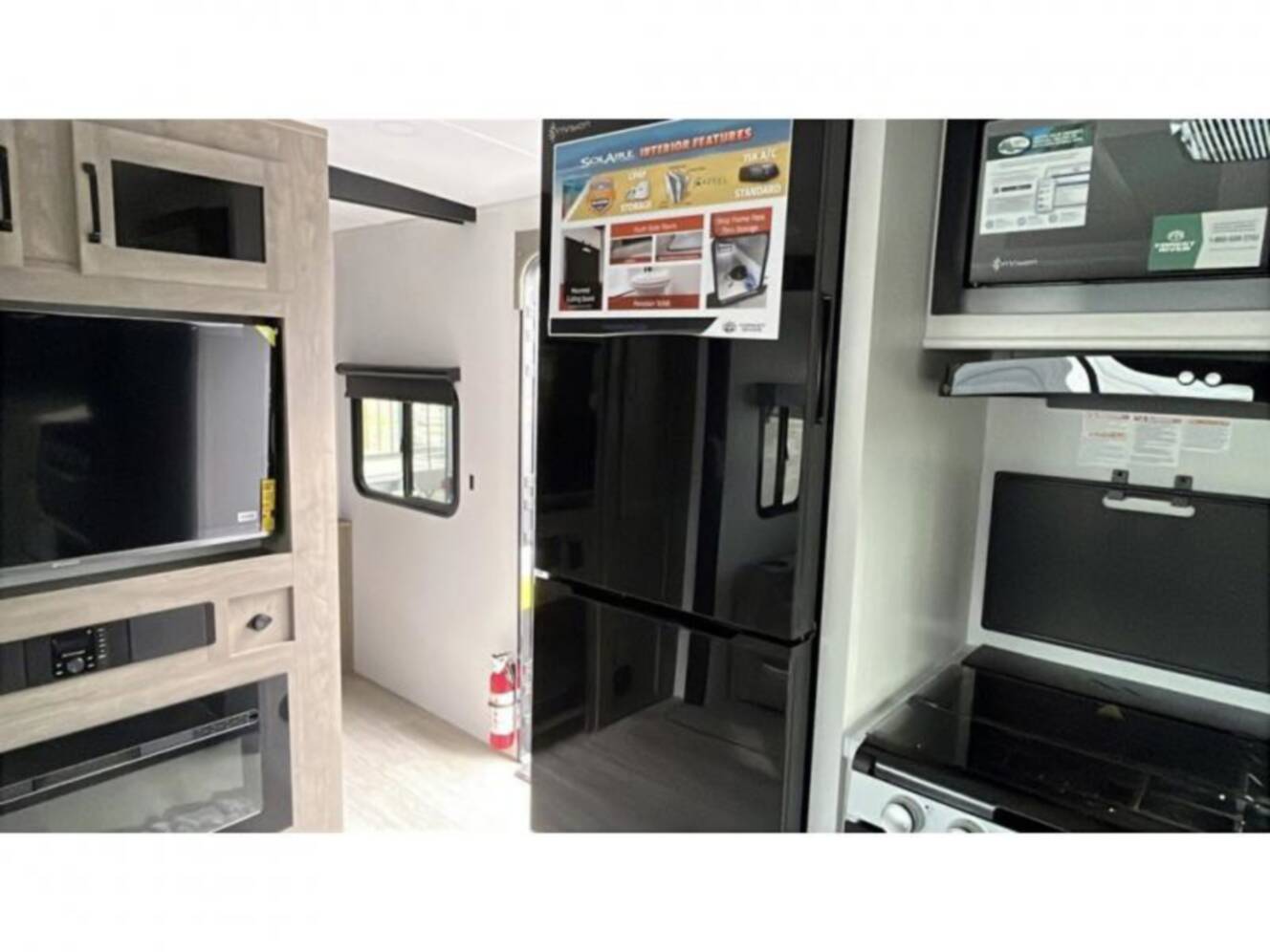 A photo of this 2026 Palomino SolAire 3200TSBH