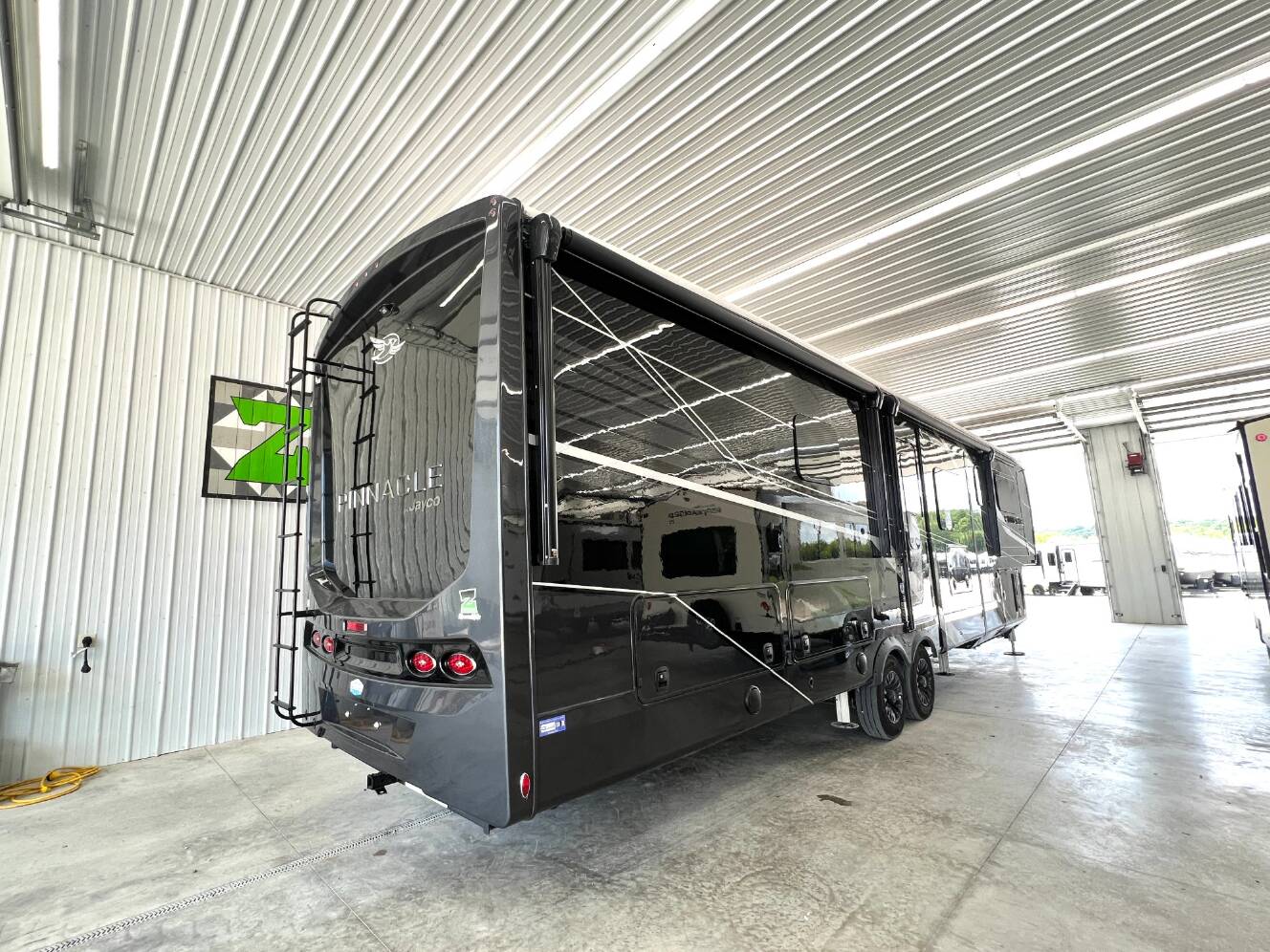 A photo of this 2026 Jayco Pinnacle 39FLOK