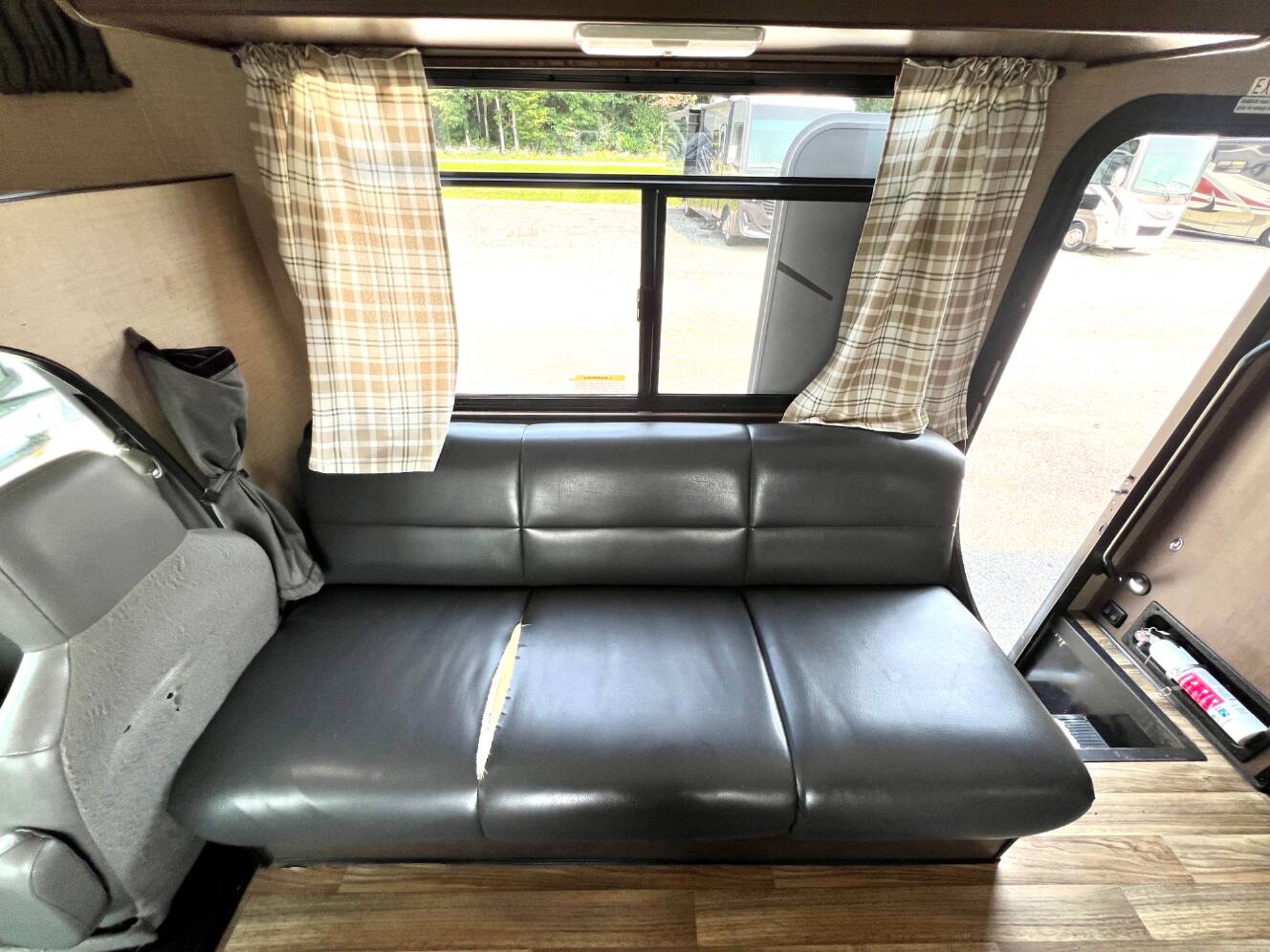 A photo of this 2019 Thor Motor Coach Majestic 28A