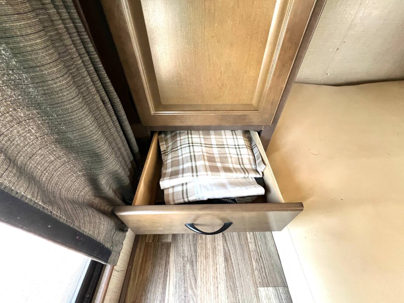 A photo of this 2019 Thor Motor Coach Majestic 28A