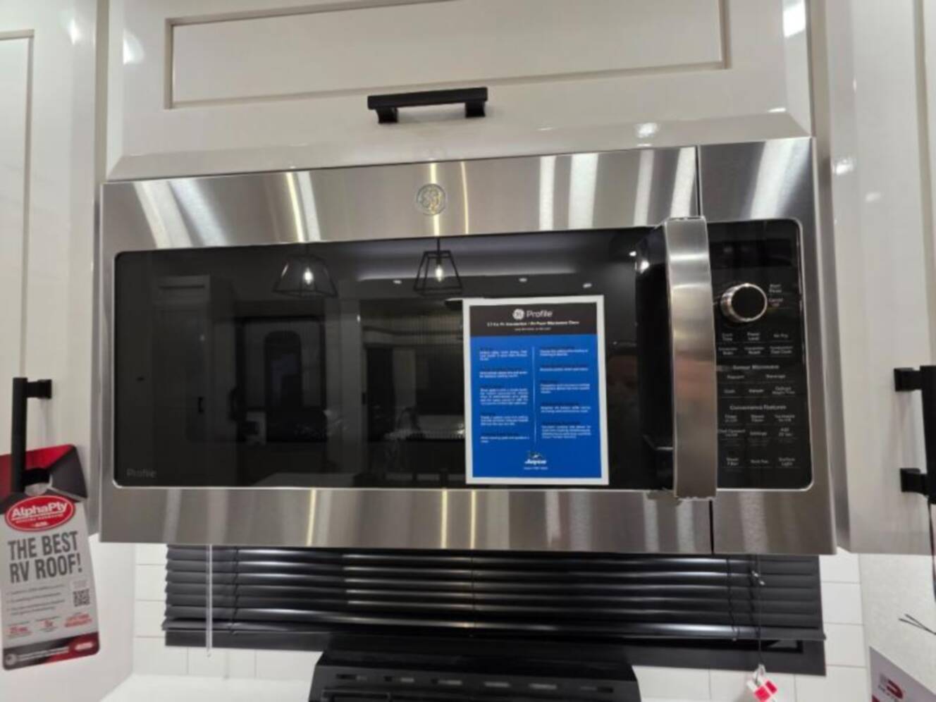 A photo of this 2026 Jayco Pinnacle 39FLOK