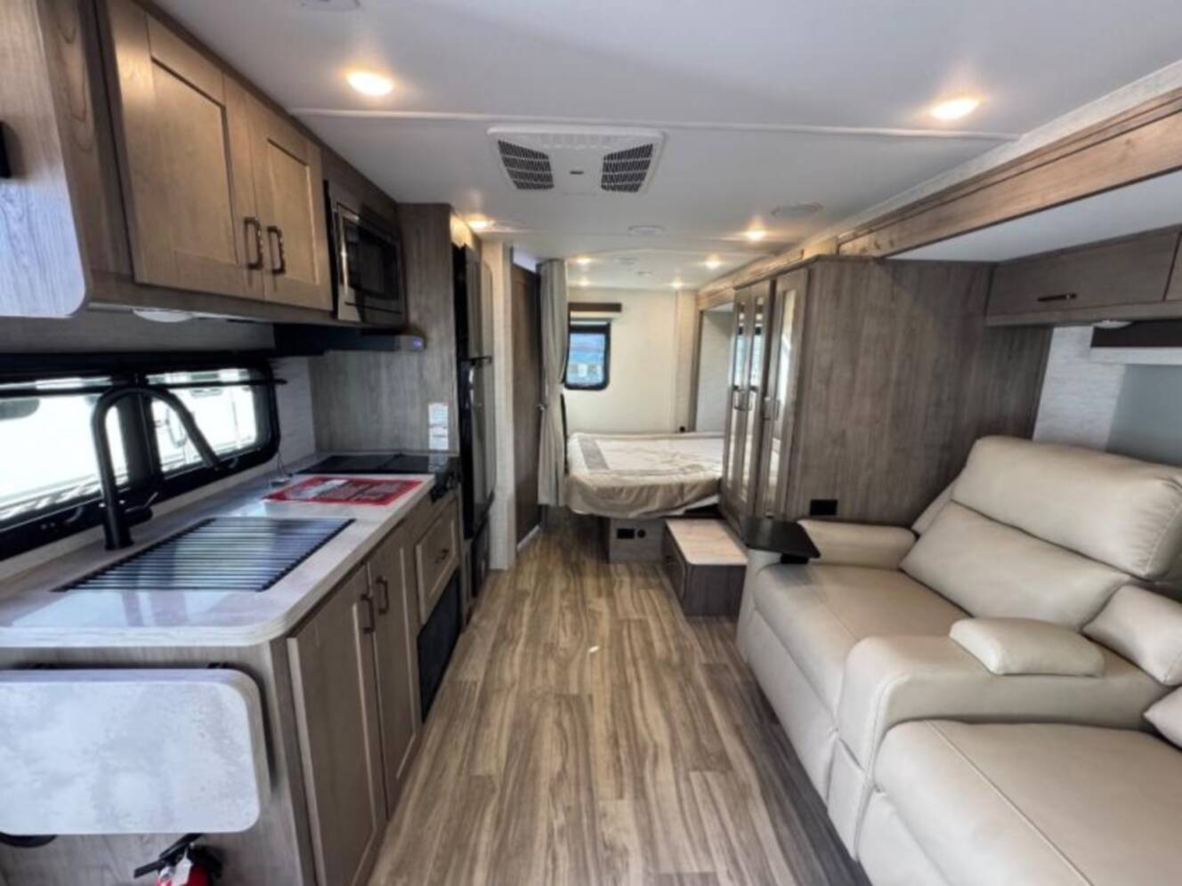 A photo of this 2026 Gulf Stream BT Cruiser 5245B