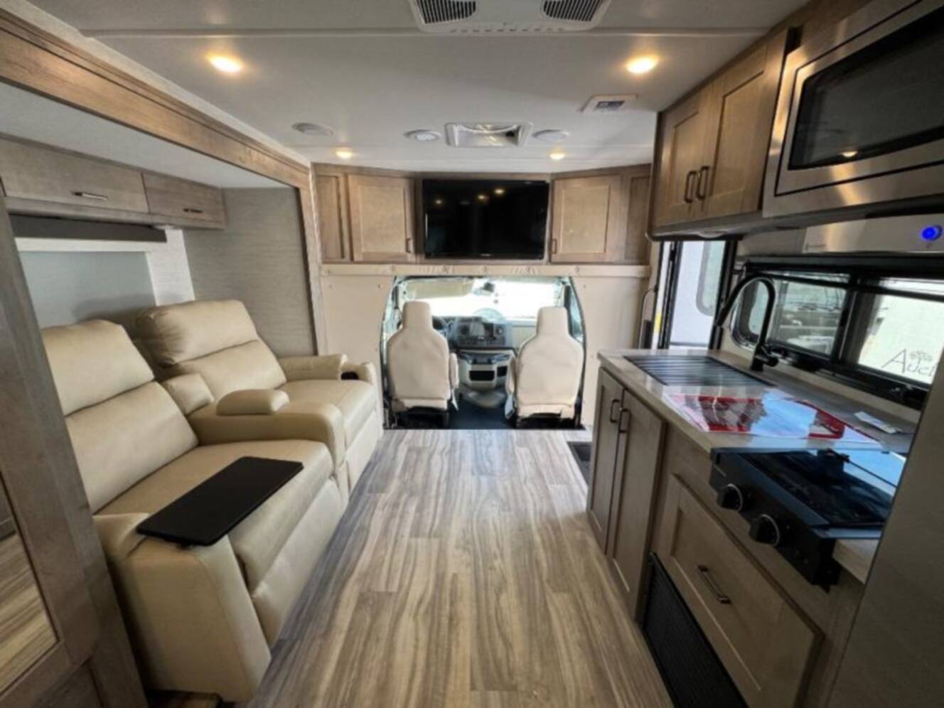 A photo of this 2026 Gulf Stream BT Cruiser 5245B