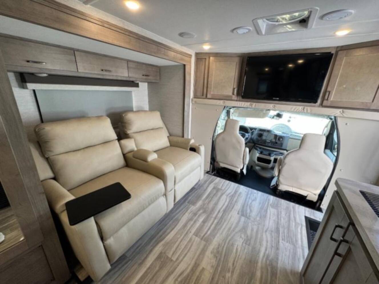 A photo of this 2026 Gulf Stream BT Cruiser 5245B