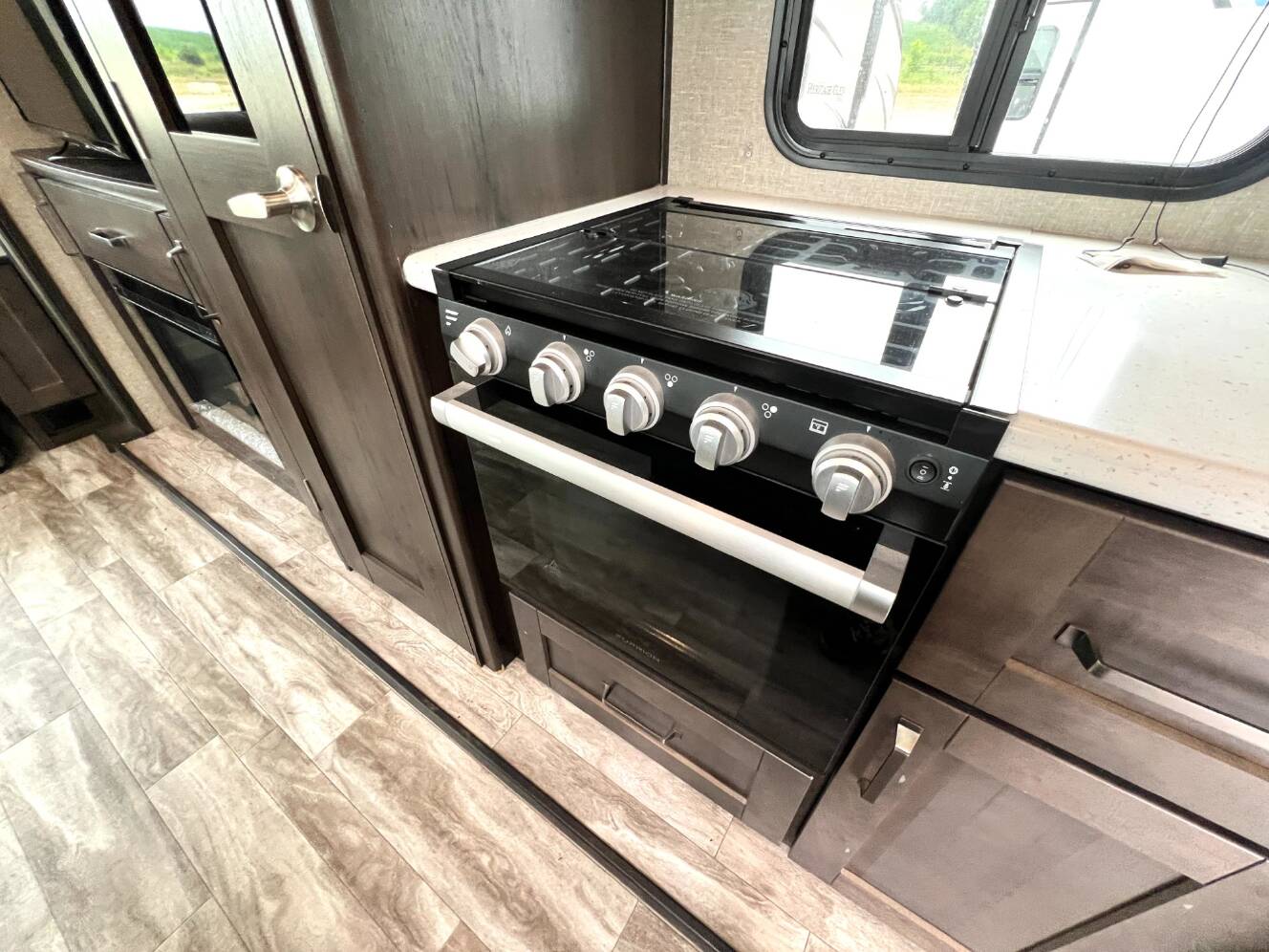 A photo of this 2022 Grand Design Reflection 315RLTS