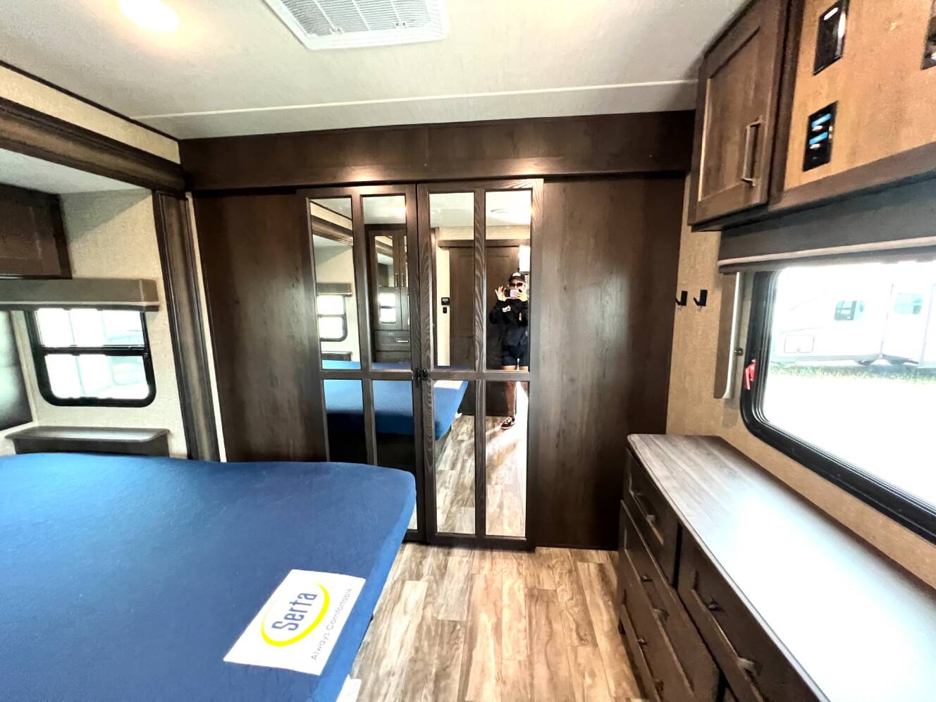 A photo of this 2022 Grand Design Reflection 315RLTS
