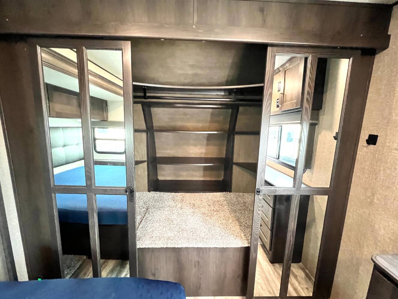 A photo of this 2022 Grand Design Reflection 315RLTS