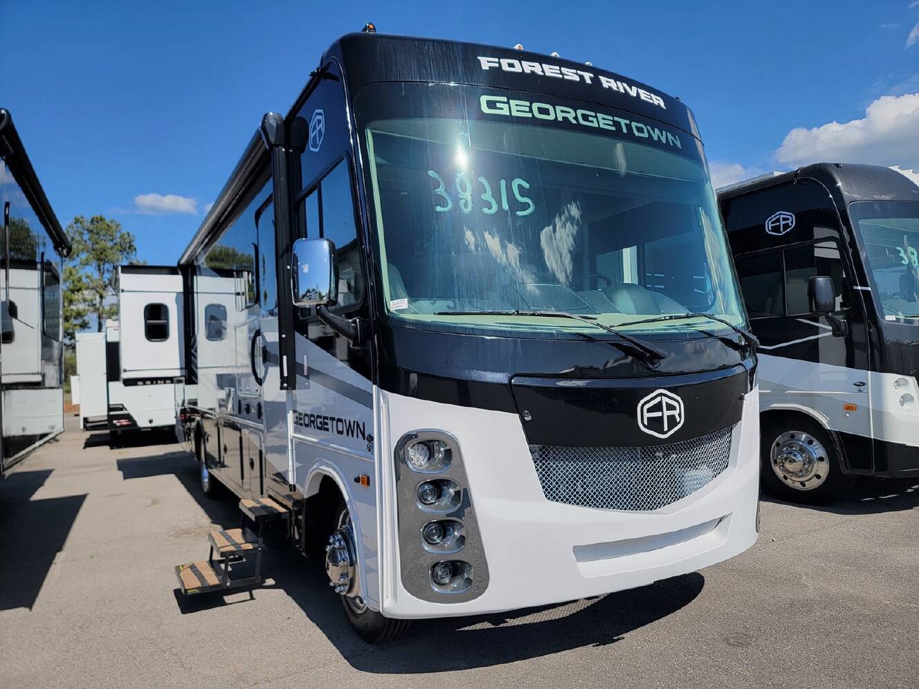 A photo of this 2026 Forest River Georgetown 5 Series GT5 31L5