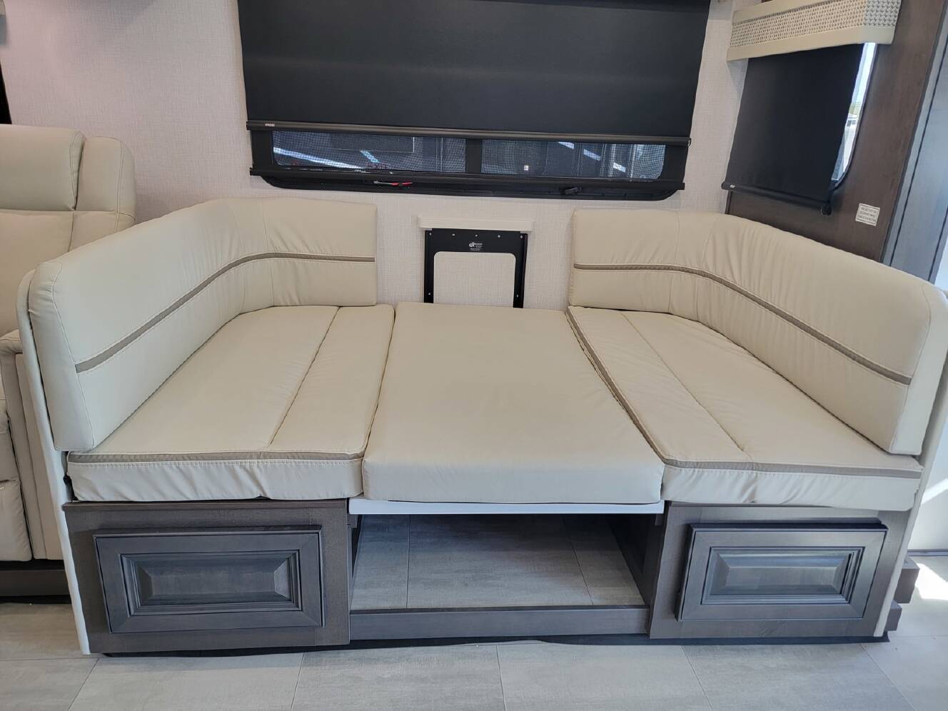A photo of this 2026 Forest River Georgetown 5 Series GT5 31L5