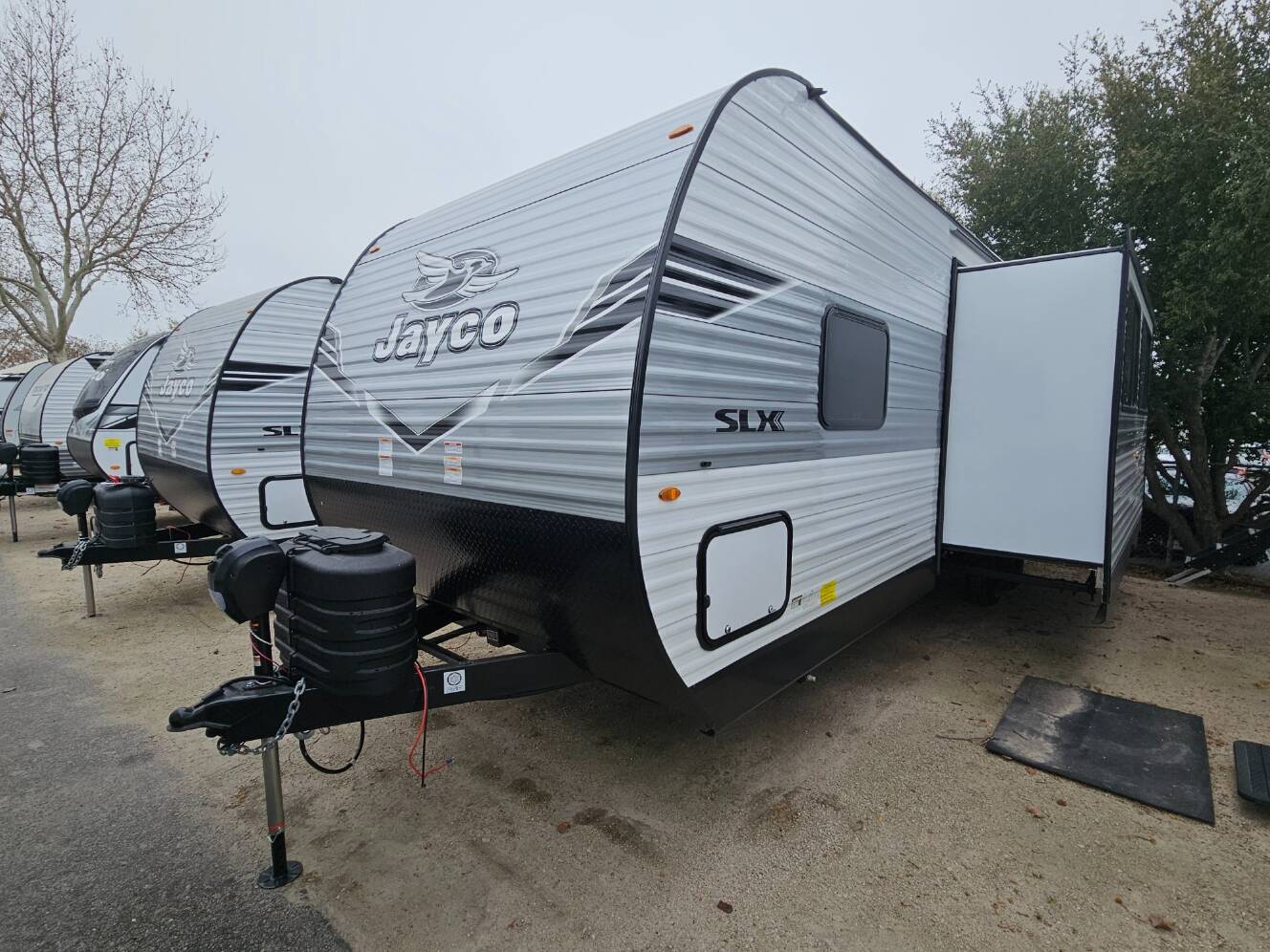 A photo of this 2026 Jayco Jay Flight SLX 263BHSW
