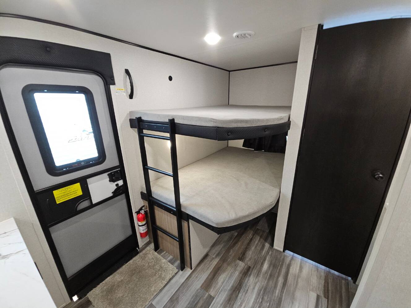 A photo of this 2026 Jayco Jay Flight SLX 263BHSW
