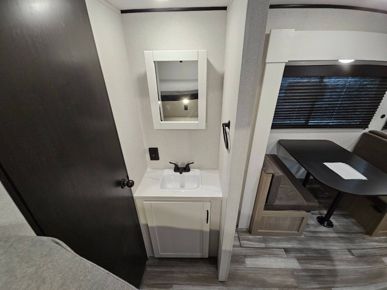 A photo of this 2026 Jayco Jay Flight SLX 263BHSW