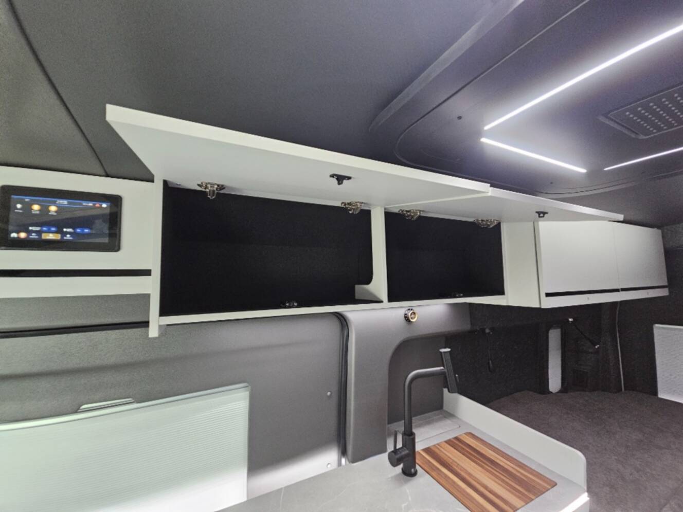 A photo of this 2026 Grand Design Lineage Series Vt LVT1