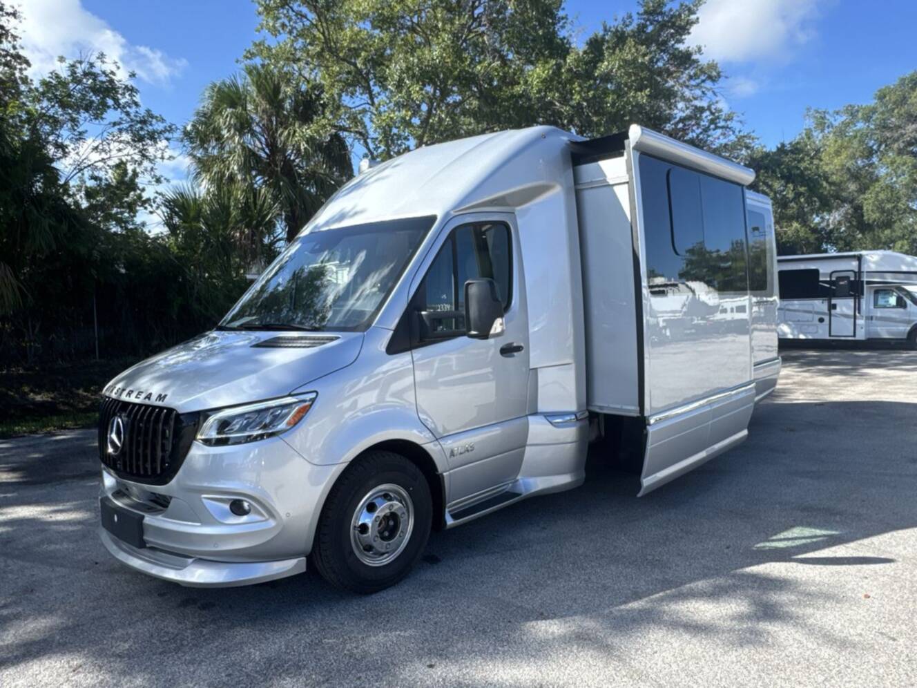 A photo of this 2026 Airstream Atlas MS