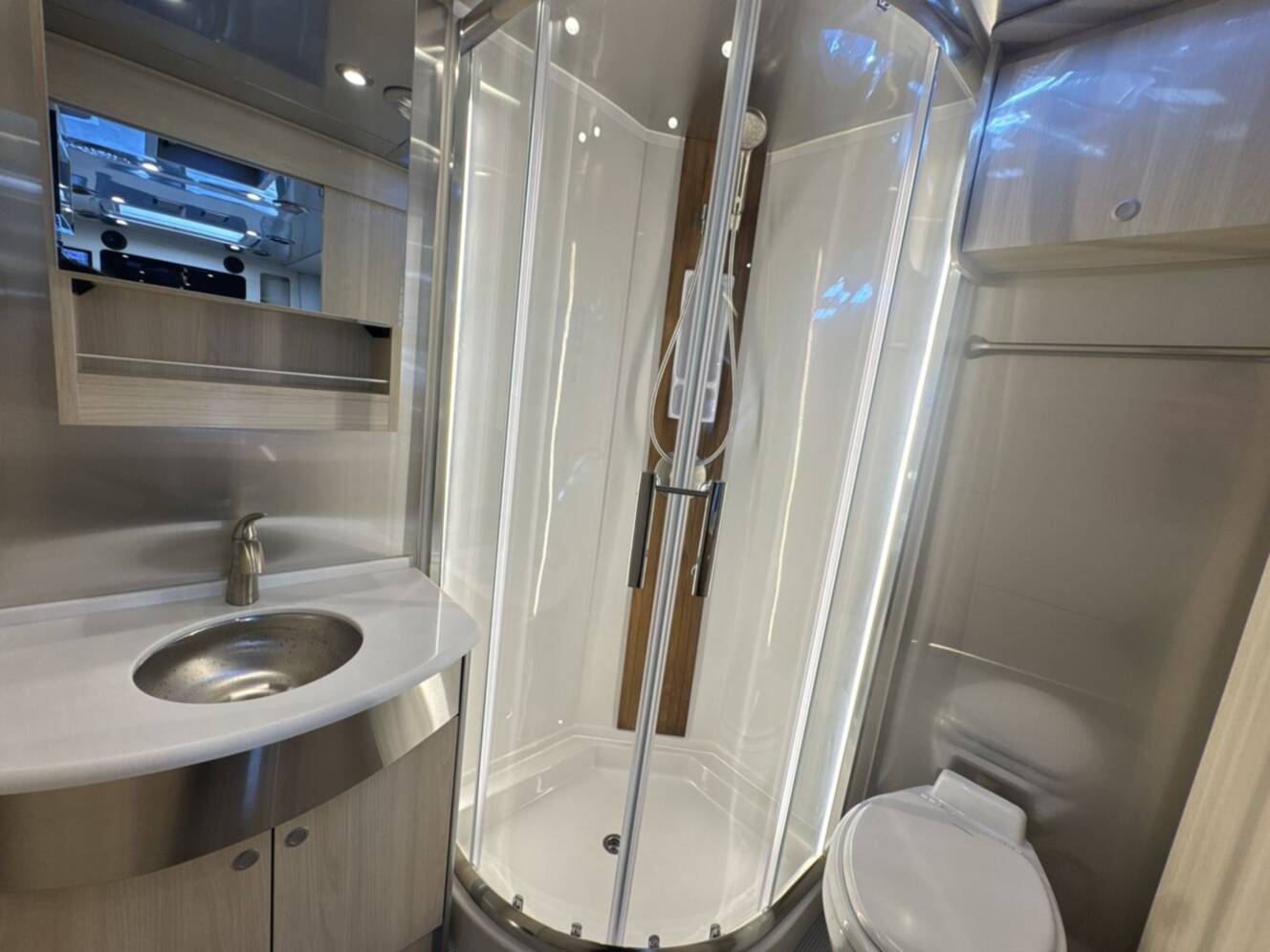 A photo of this 2026 Airstream Atlas MS
