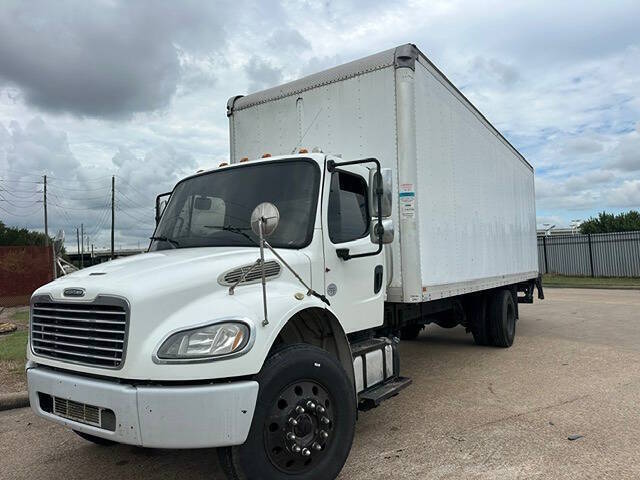 2016 FREIGHTLINER BUSINESS CLASS M2 106 in Houston, TX