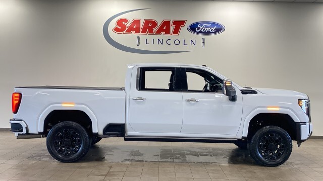 2024 GMC SIERRA in Agawam, MA