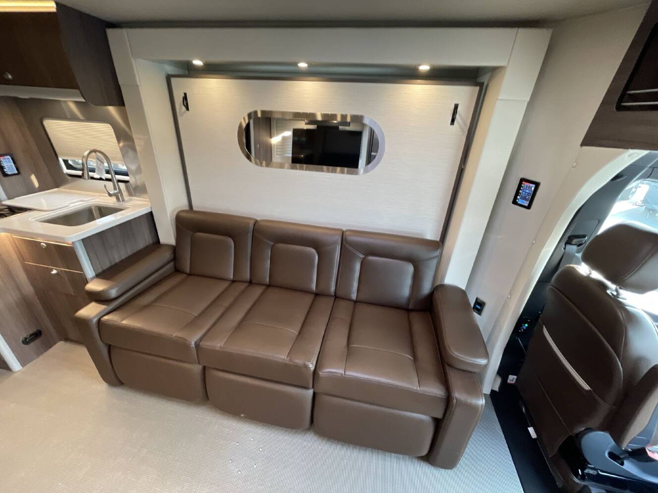 A photo of this 2022 Airstream ATLAS MURPHY SUITE