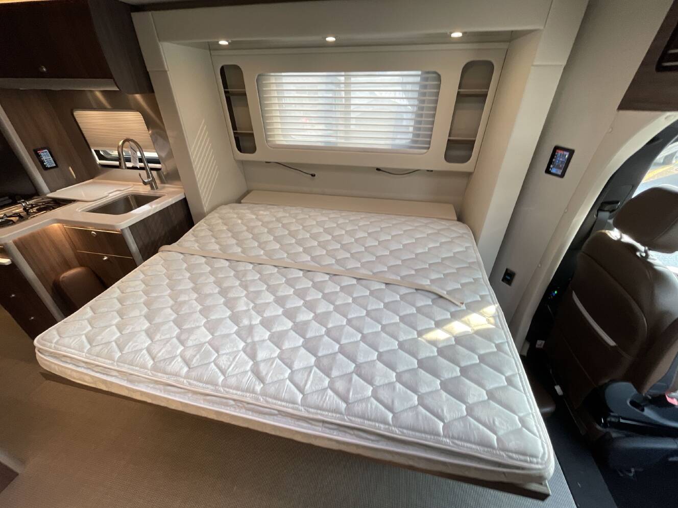 A photo of this 2022 Airstream ATLAS MURPHY SUITE