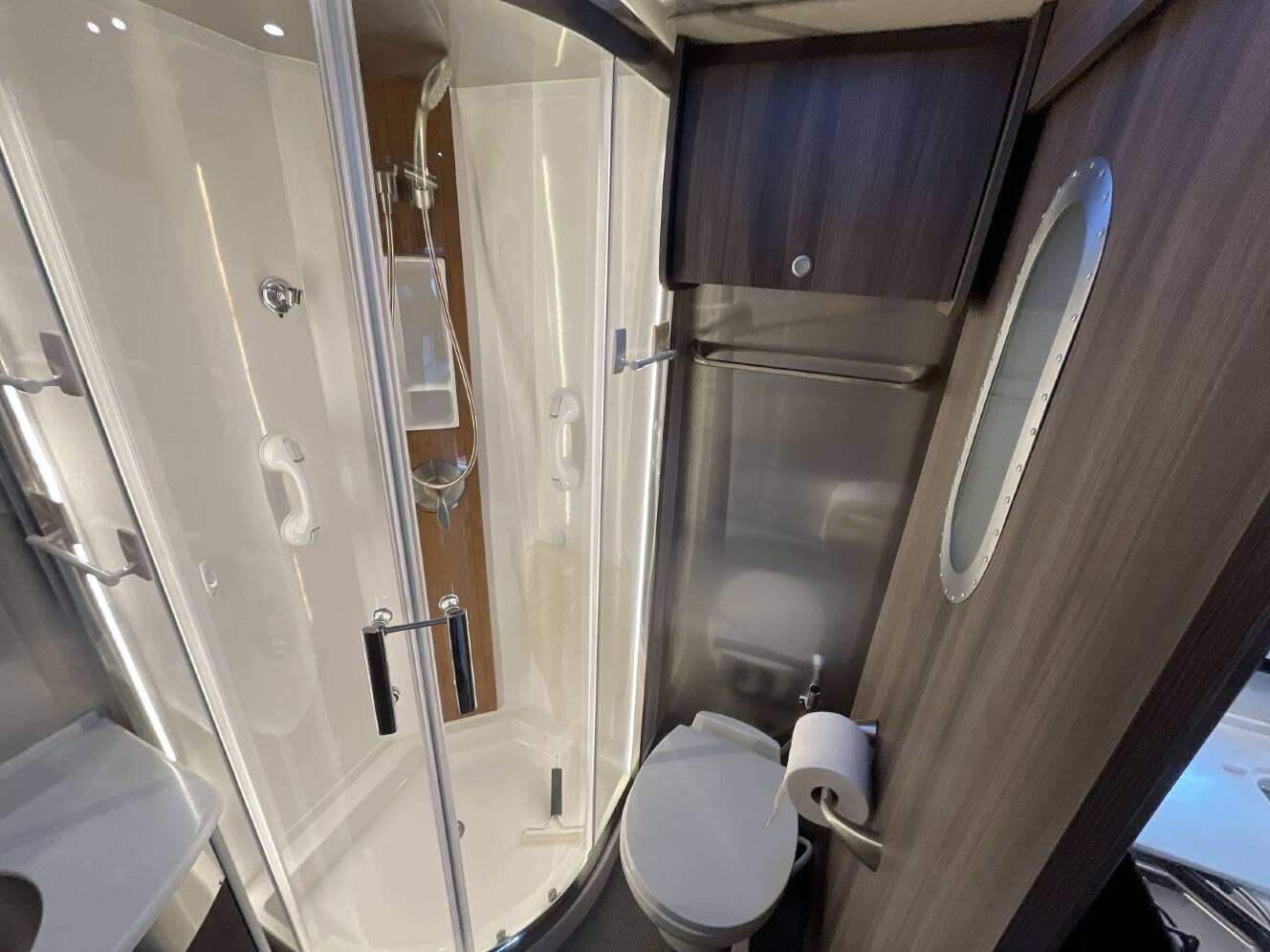 A photo of this 2022 Airstream ATLAS MURPHY SUITE