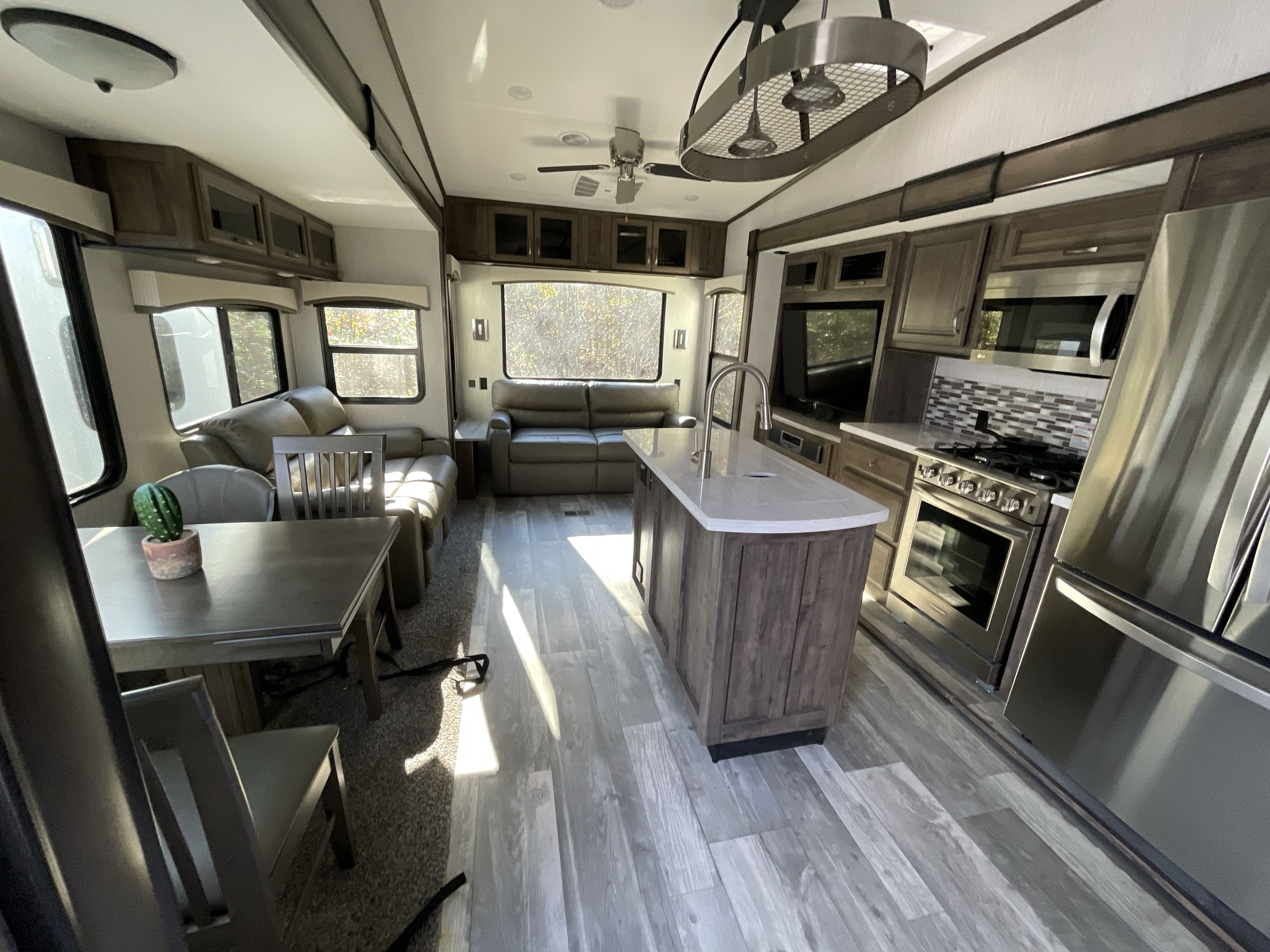 2020 Forest River SIERRA 321RL in chichester NH