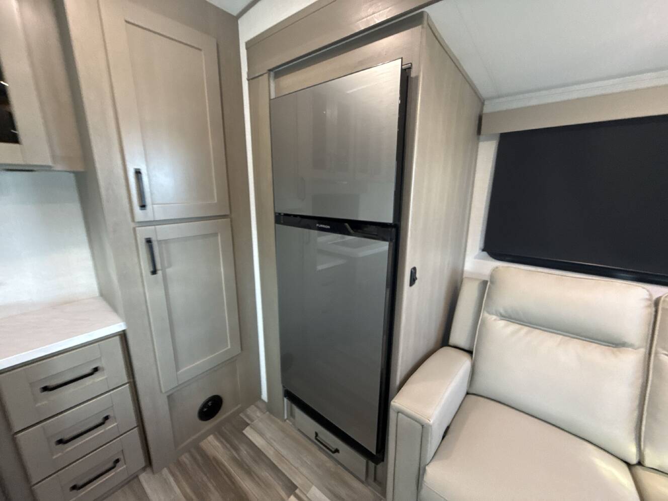 A photo of this 2025 Grand Design REFLECTION 150 SERIES 270BN
