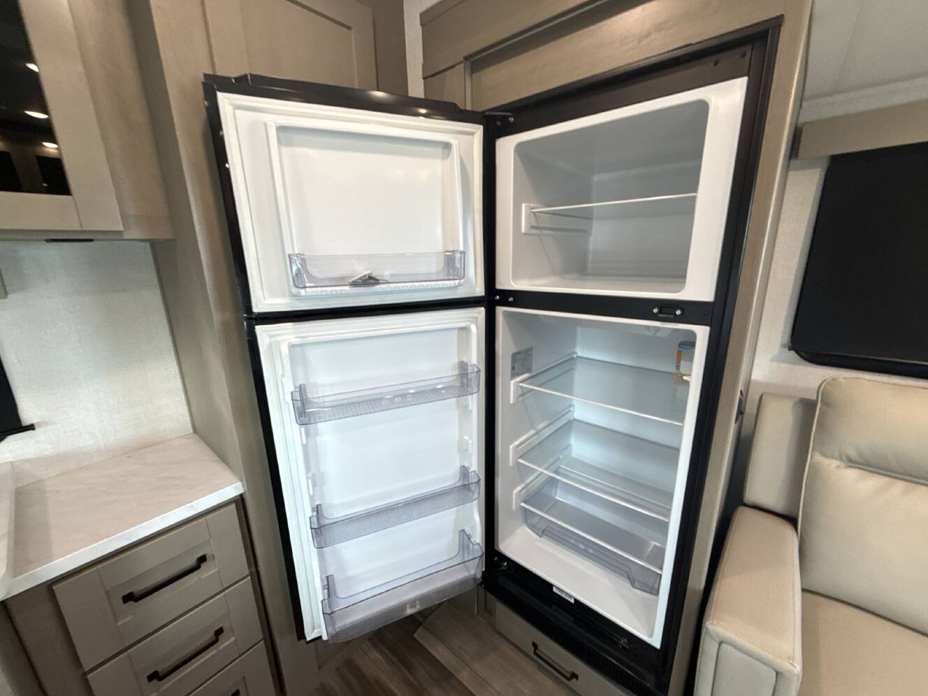 A photo of this 2025 Grand Design REFLECTION 150 SERIES 270BN