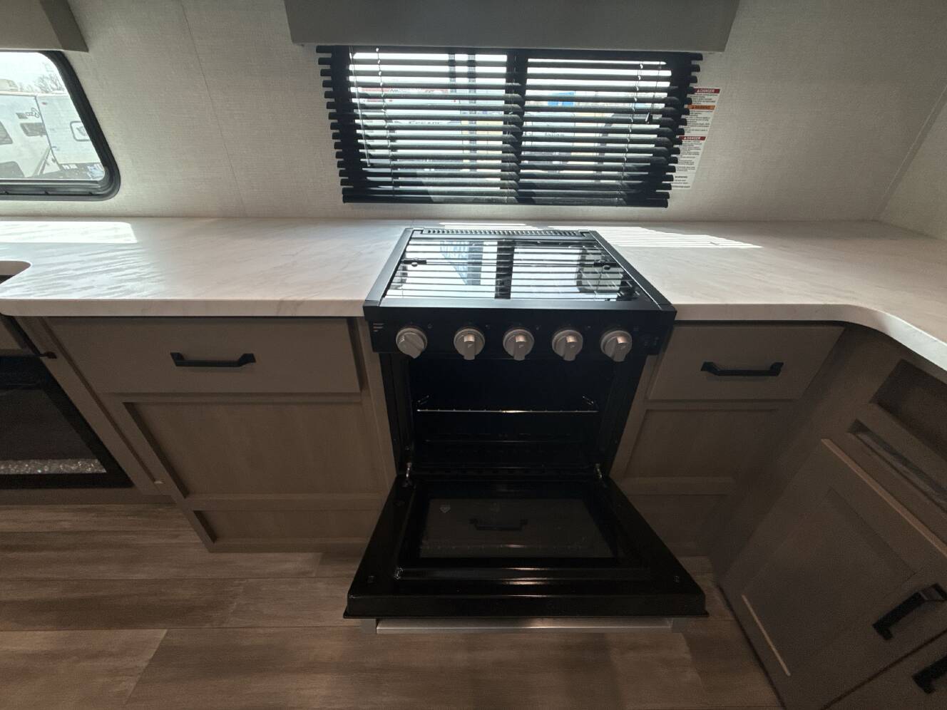 A photo of this 2025 Grand Design REFLECTION 150 SERIES 270BN