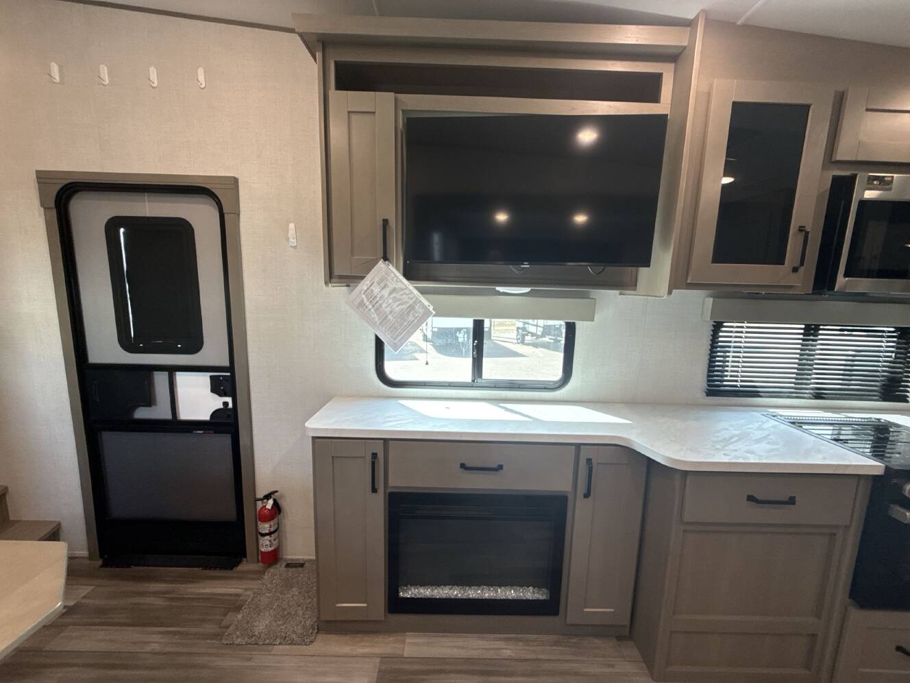 A photo of this 2025 Grand Design REFLECTION 150 SERIES 270BN