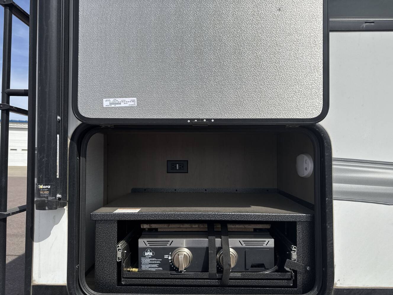 A photo of this 2025 Grand Design REFLECTION 150 SERIES 270BN