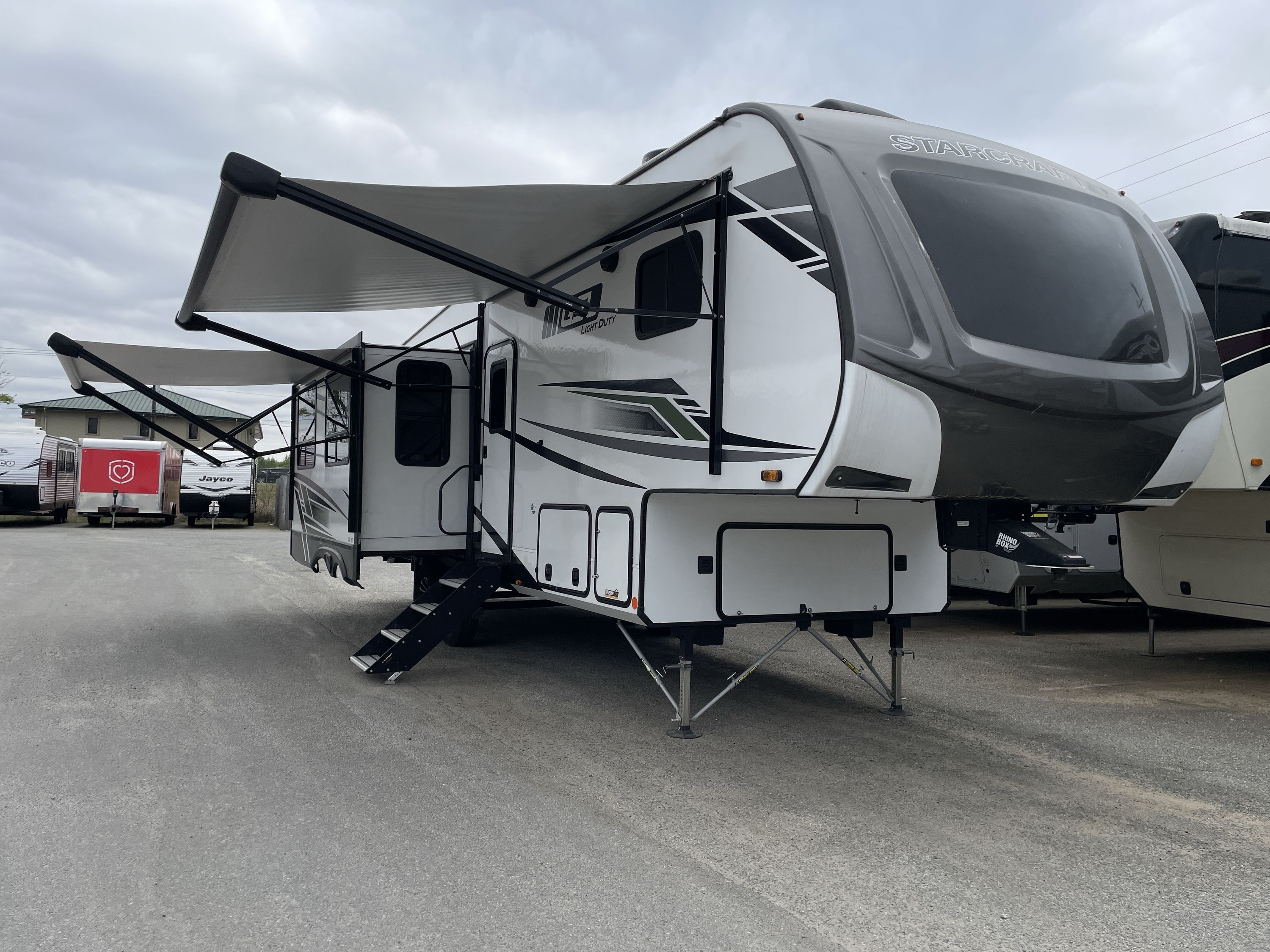 2024 Starcraft GSL 304BHS RV