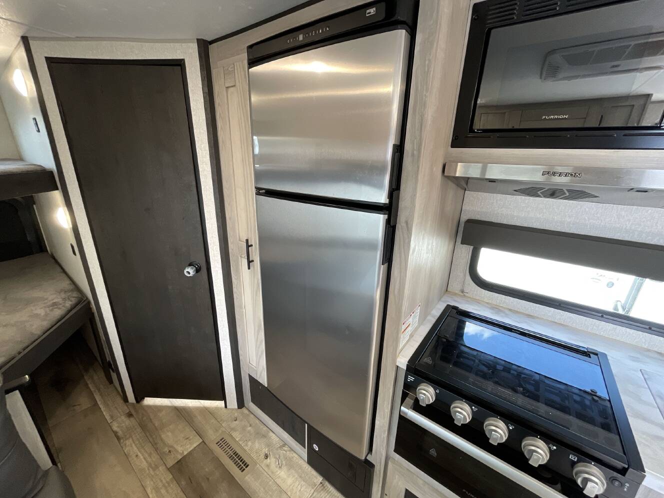 A photo of this 2021 K-Z Rv CONNECT SE 210MBKSE