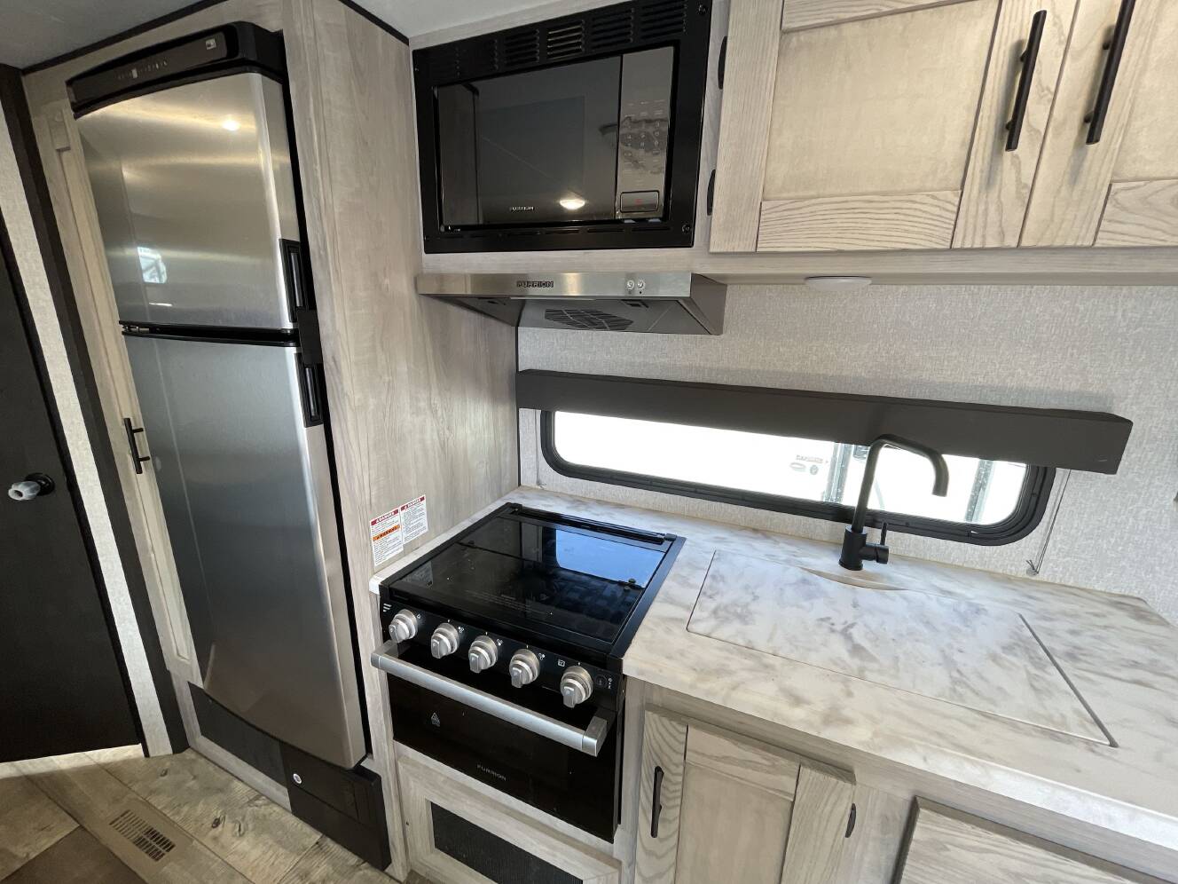 A photo of this 2021 K-Z Rv CONNECT SE 210MBKSE