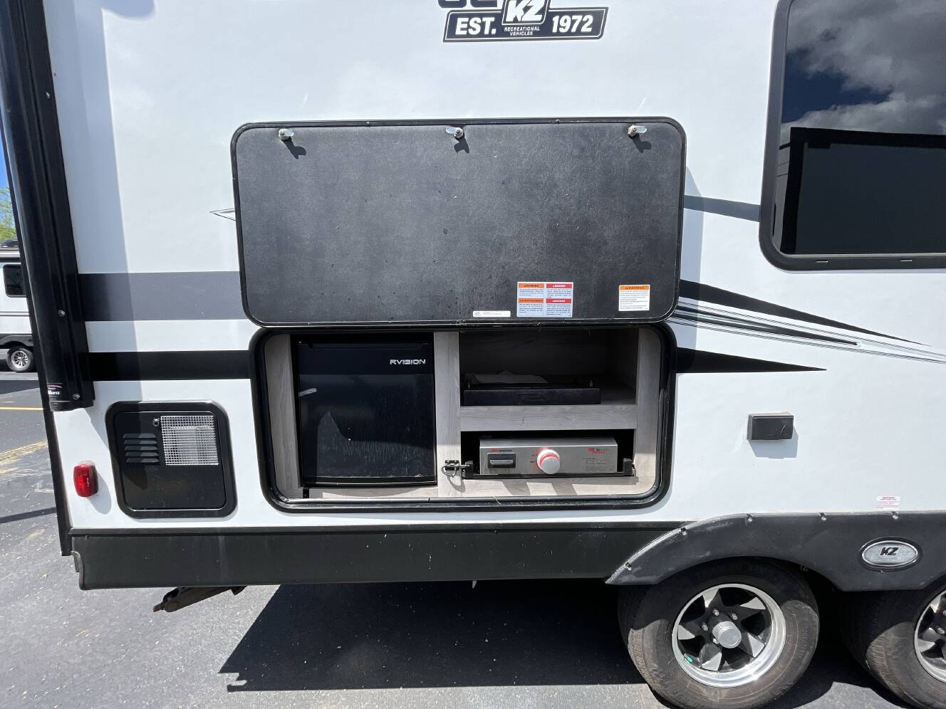 A photo of this 2021 K-Z Rv CONNECT SE 210MBKSE