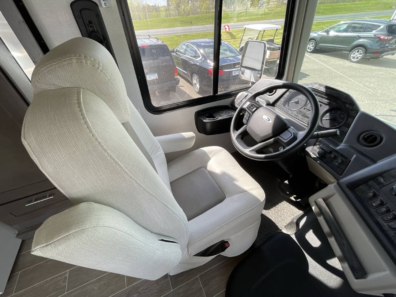 A photo of this 2023 Forest River GEORGETOWN 5 SERIES 34M