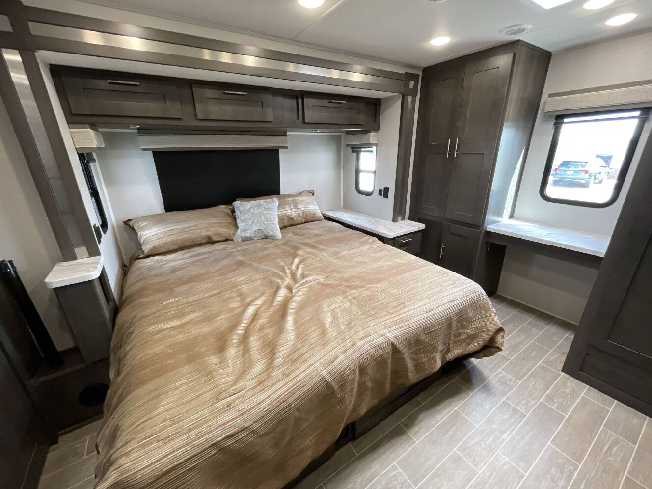 A photo of this 2023 Forest River GEORGETOWN 5 SERIES 34M