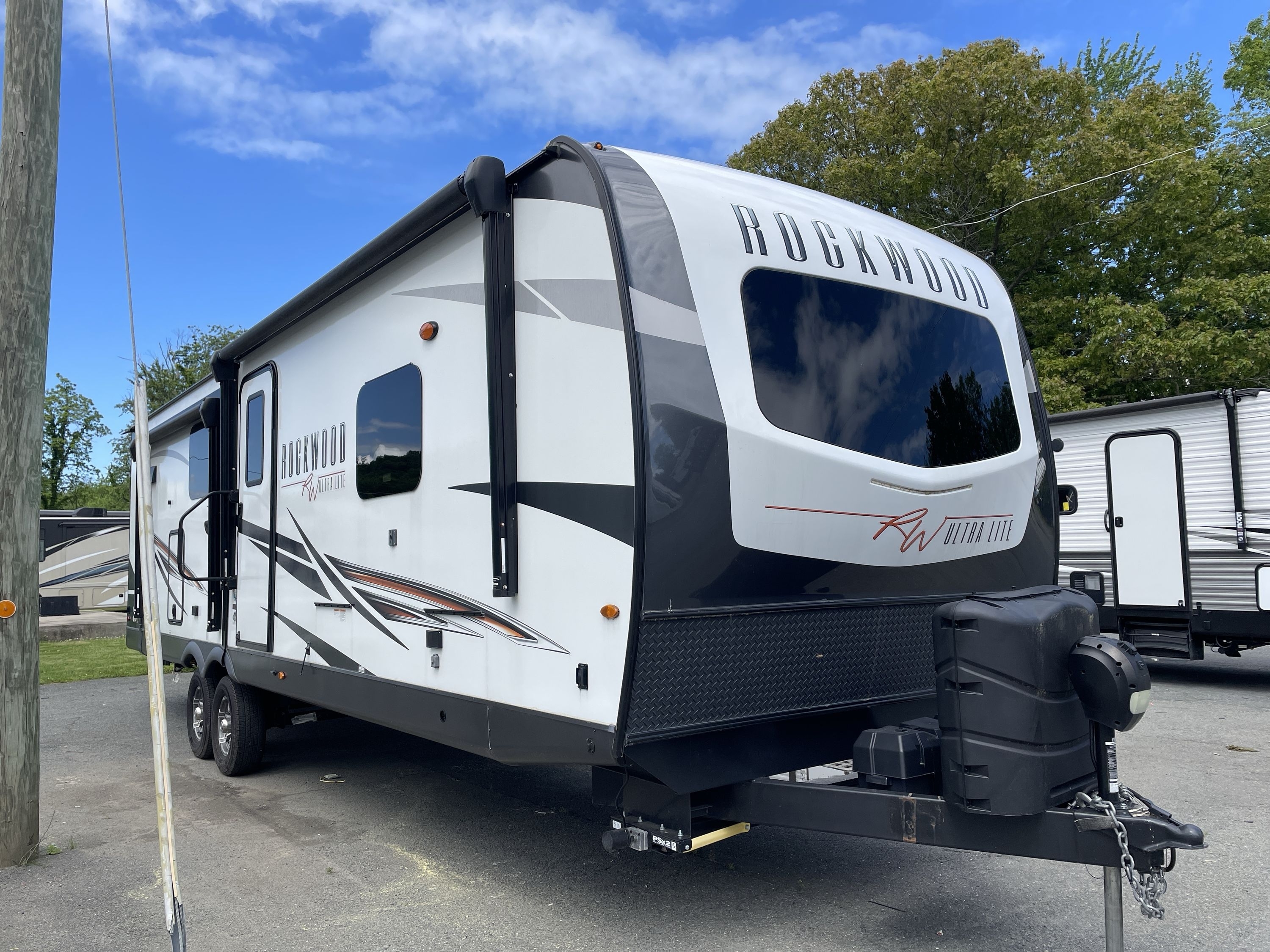 2022 Forest River ROCKWOOD ULTRA LITE 2720IK in west hatfield MA