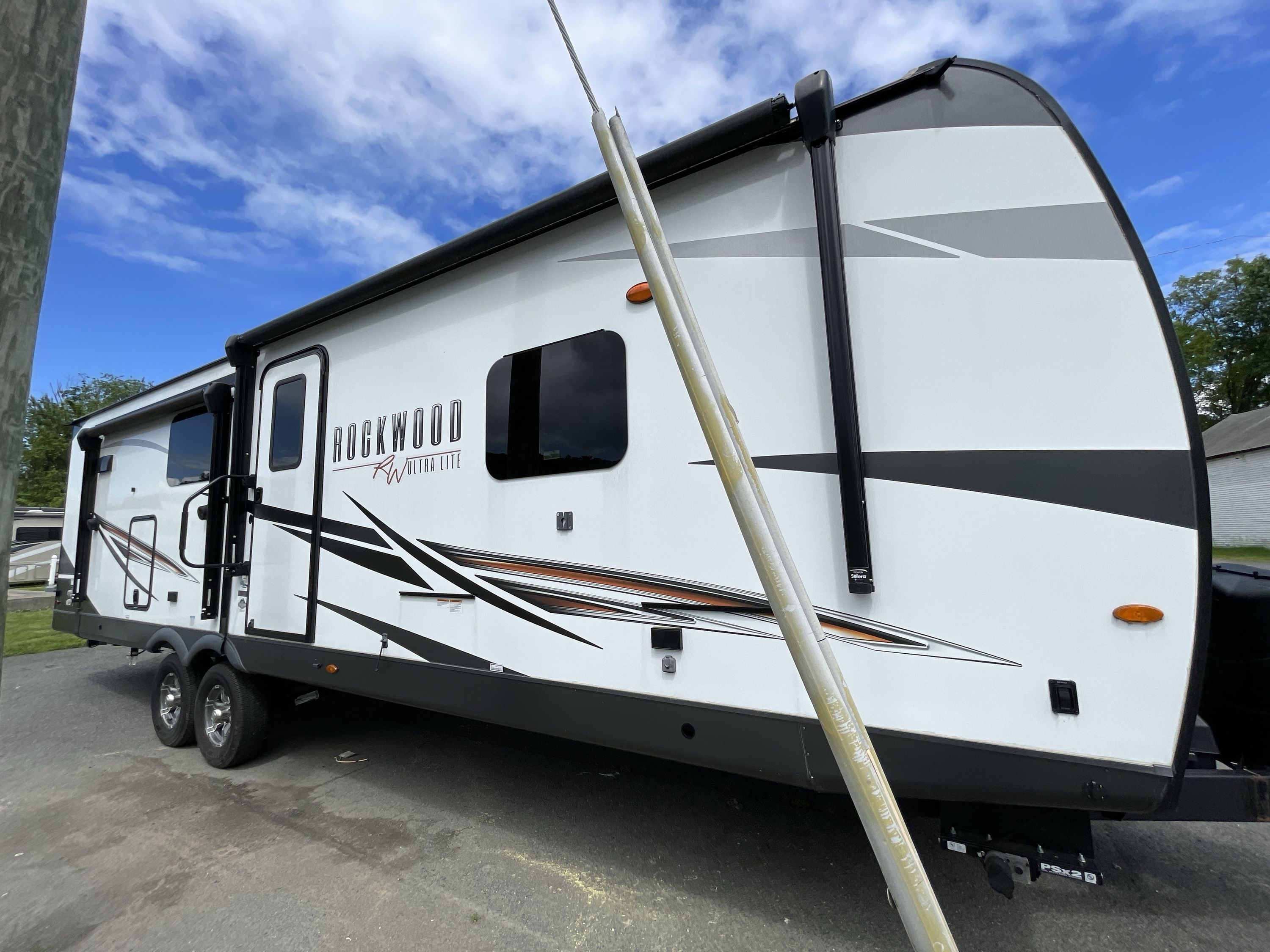2022 Forest River ROCKWOOD ULTRA LITE 2720IK in west hatfield MA