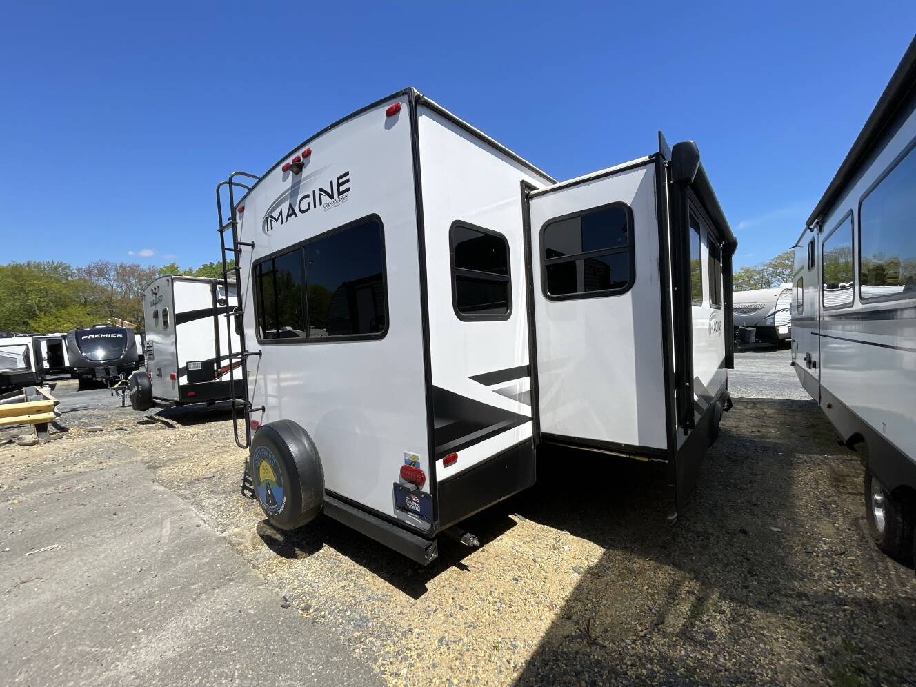 A photo of this 2023 Grand Design IMAGINE 2970RL