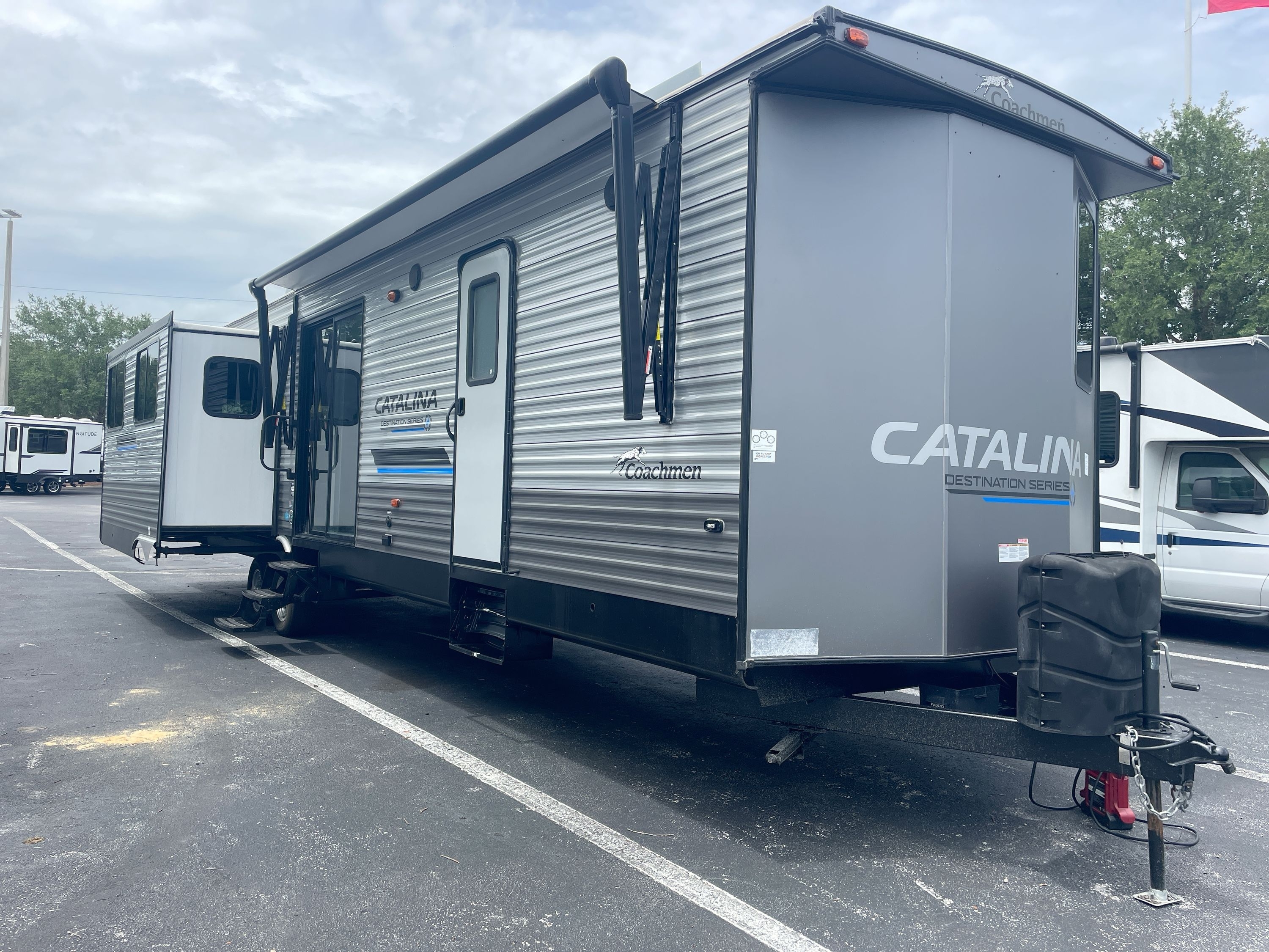 2023 Coachmen CATALINA DESTINATION 39RLTS in dover FL