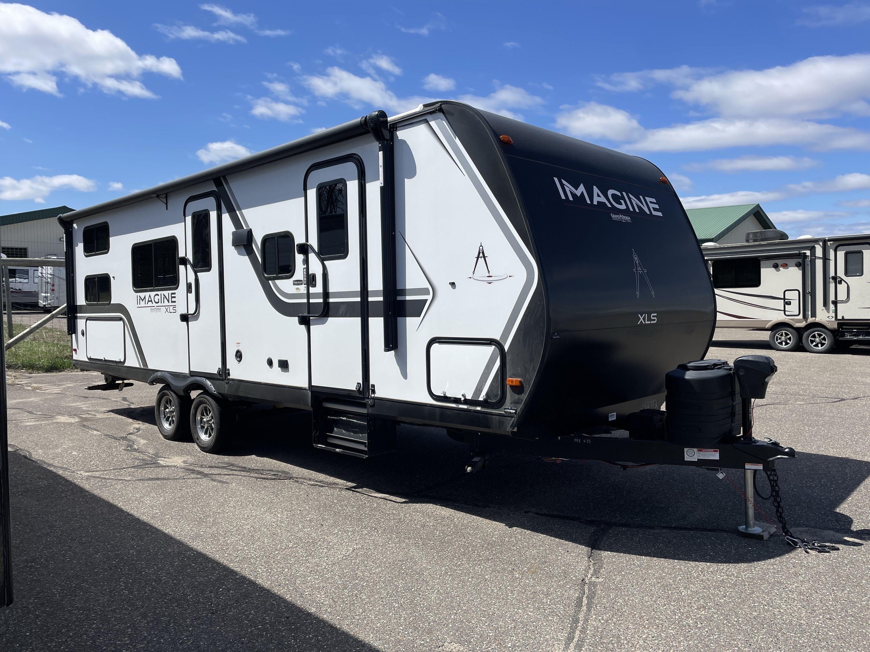 2025 Grand Design IMAGINE XLS 25DBE in little falls MN