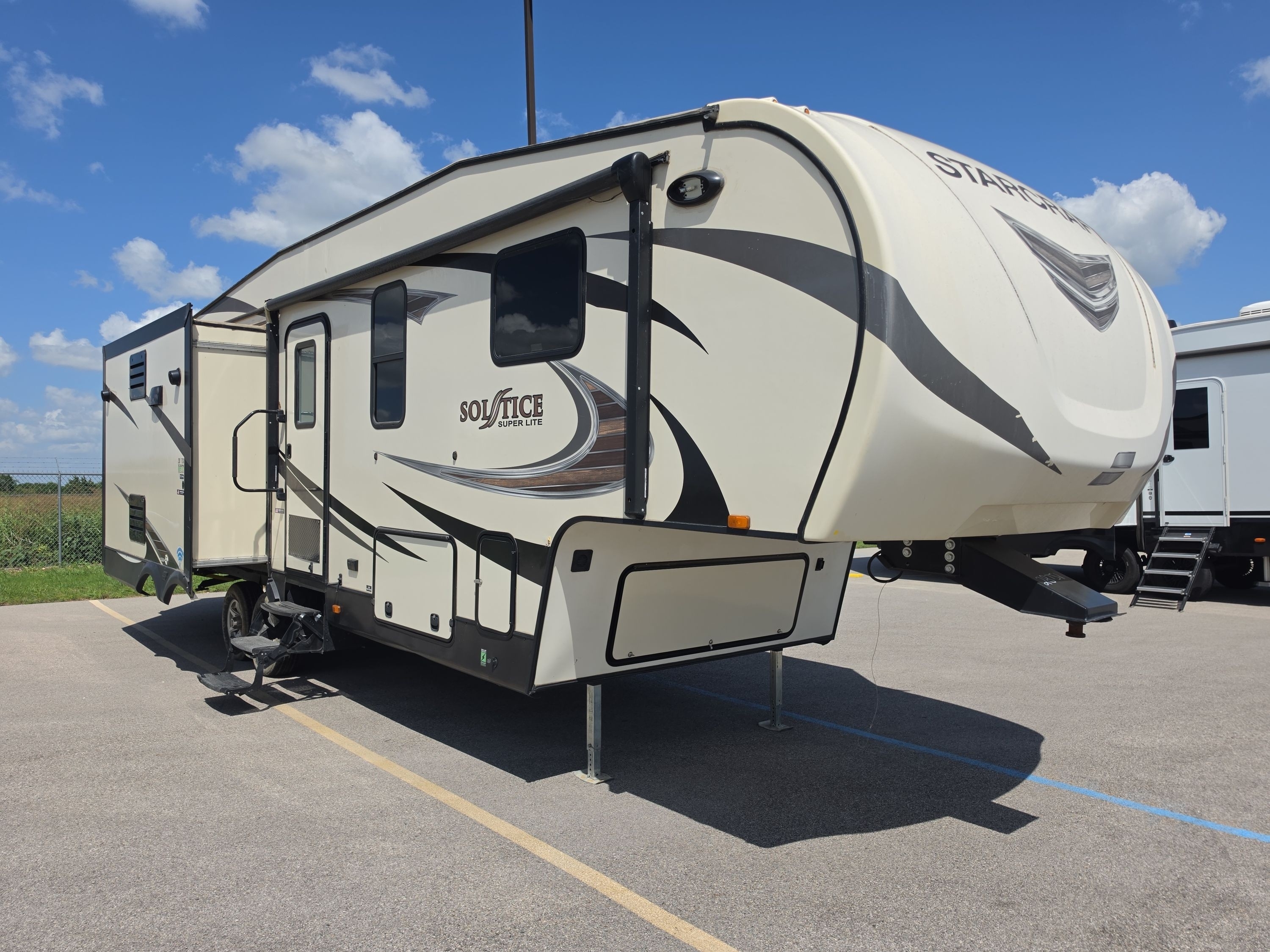 2018 Starcraft SOLSTICE SUPER LITE 28TSI in alvarado TX