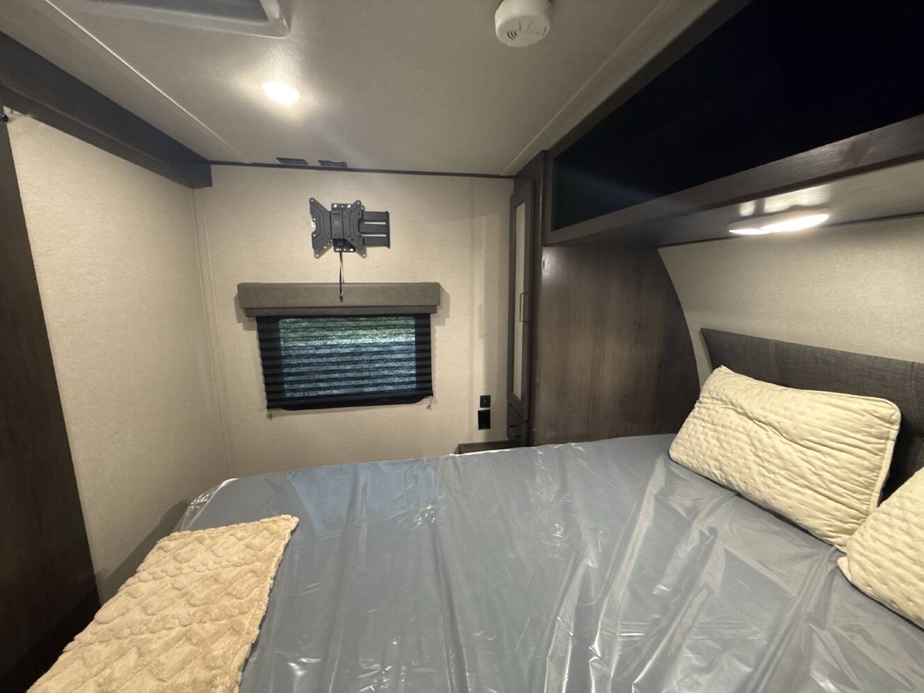 A photo of this 2023 Grand Design TRANSCEND XPLOR 247BH
