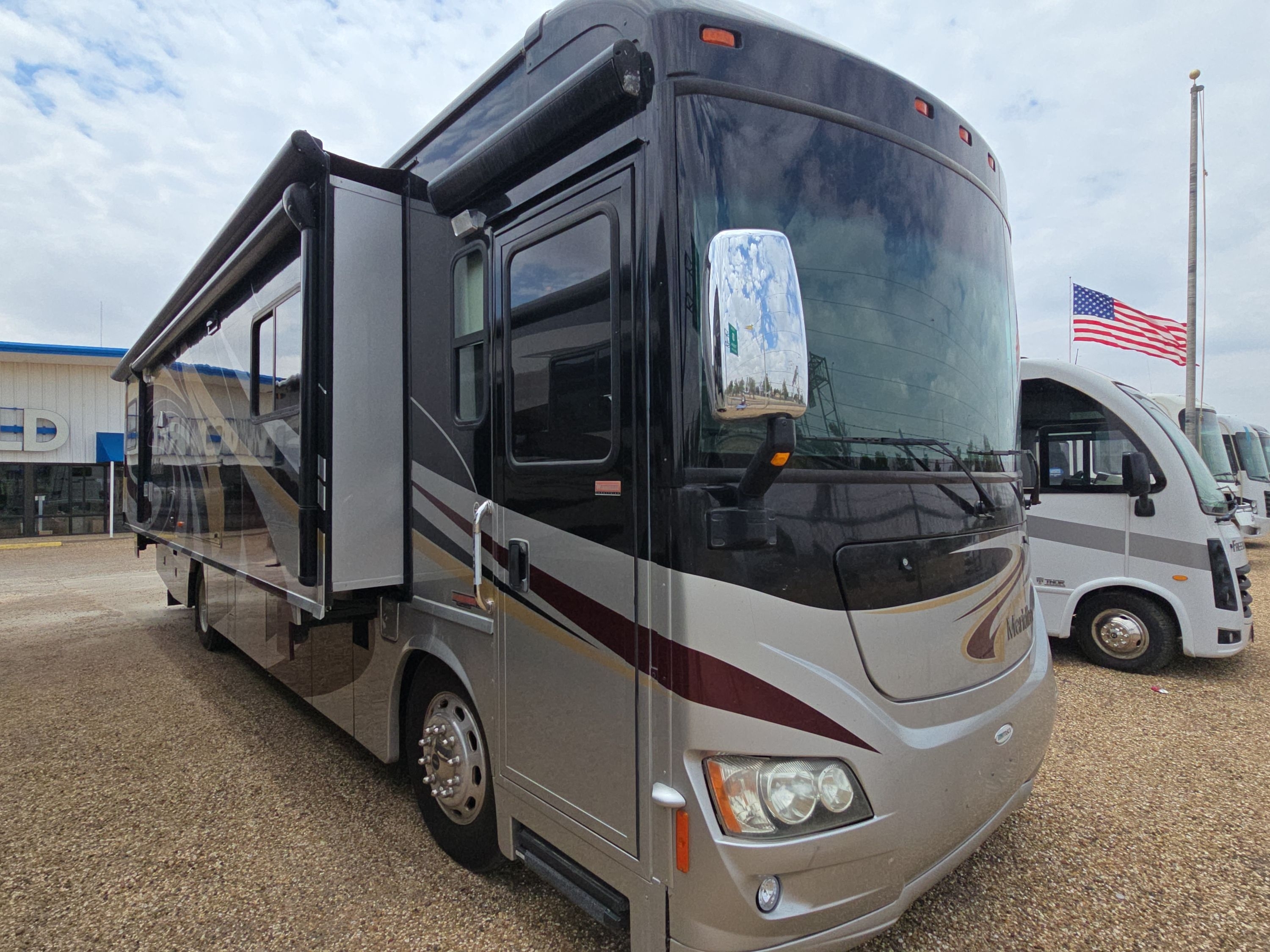 2012 Itasca MERIDIAN 36M in lubbock TX