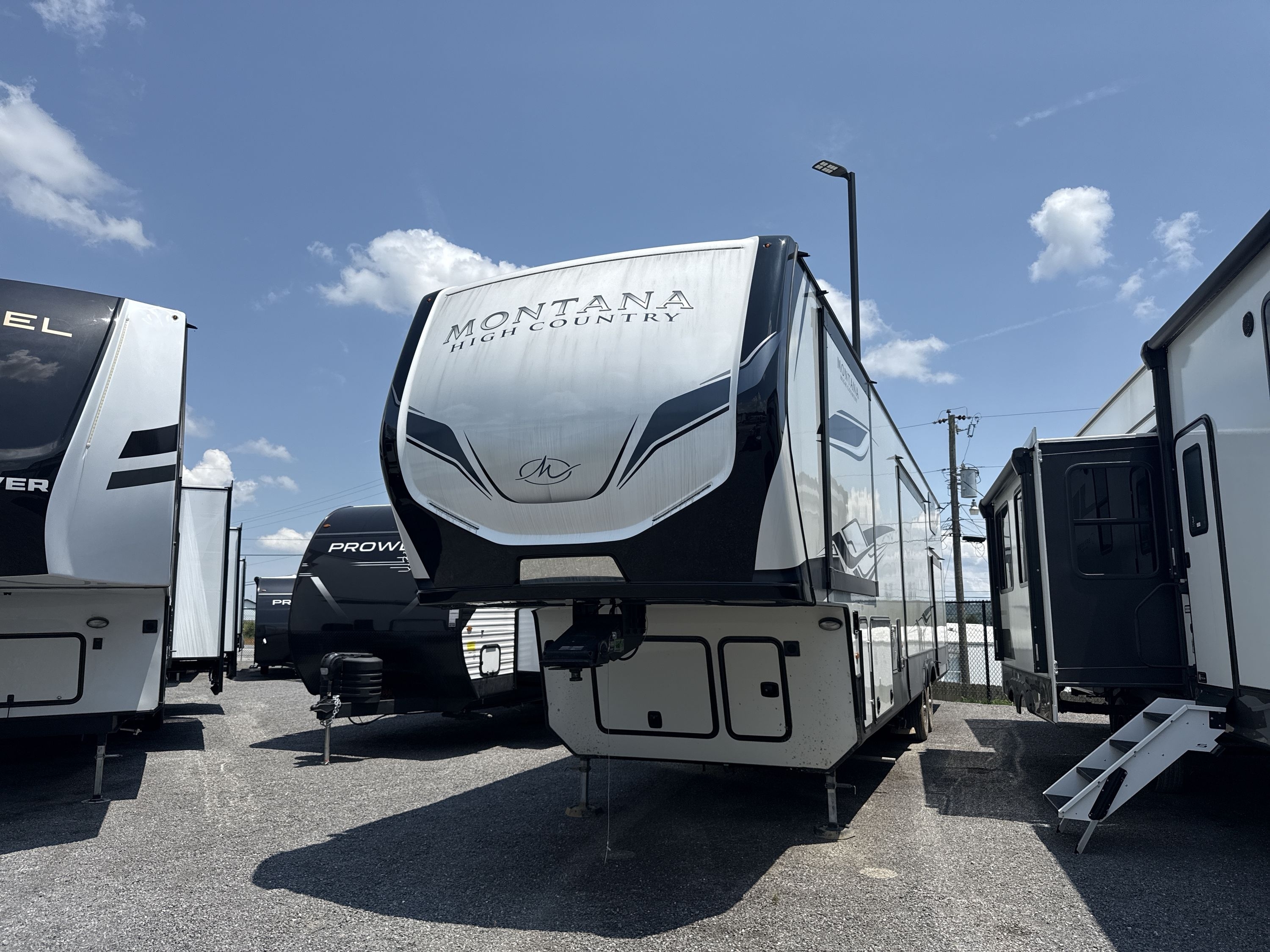 2024 Keystone MONTANA HIGH COUNTRY 381TB in kodak TN